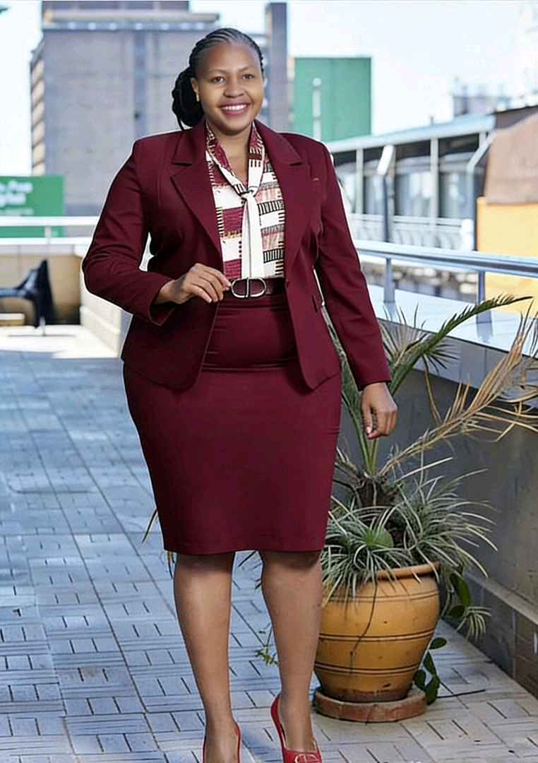 Ladies Quality classic original Dress suit. for sale in Kampala - Yilick