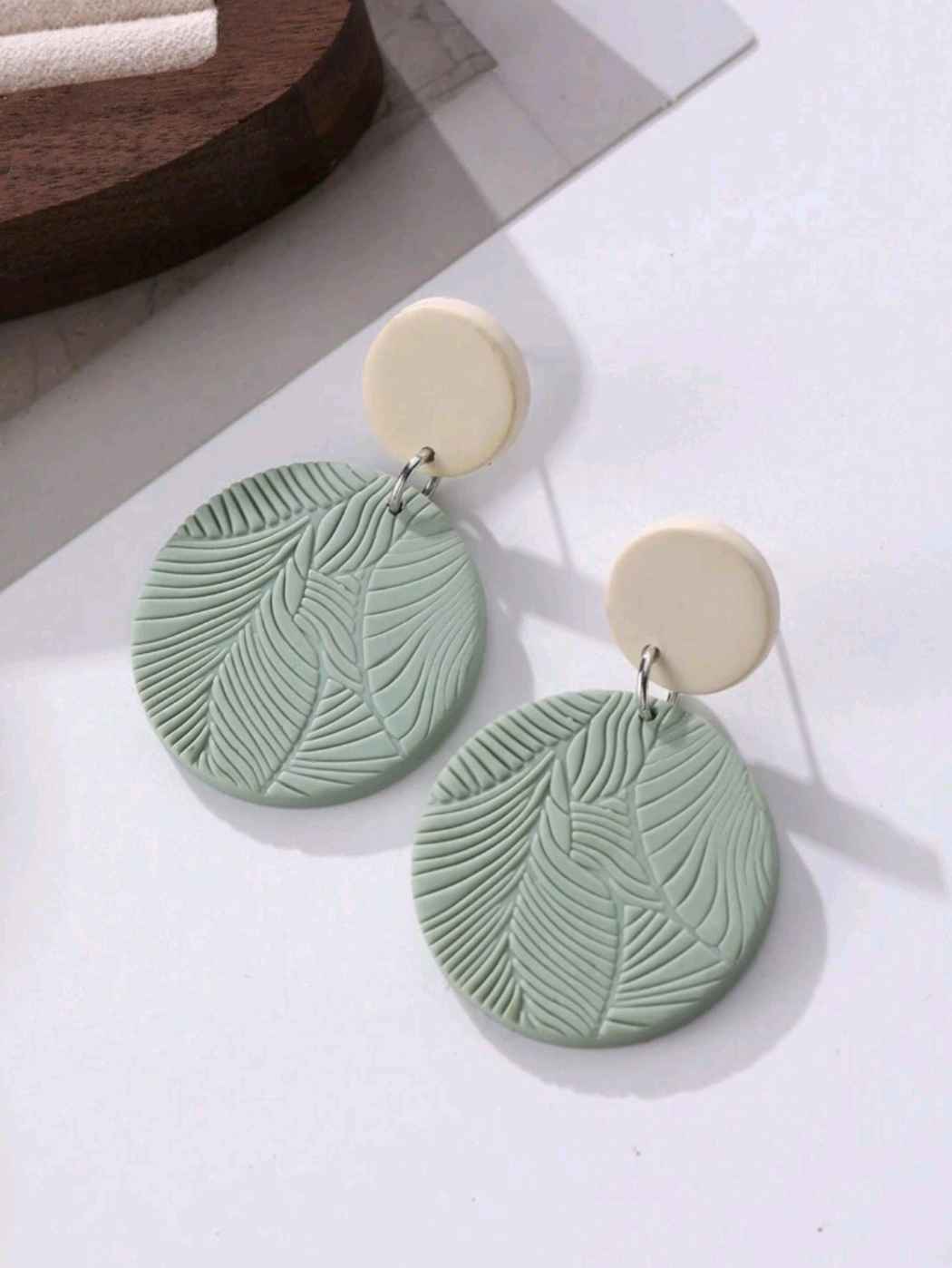 soft pottery textured earrings for sale in Wakiso - Yilick
