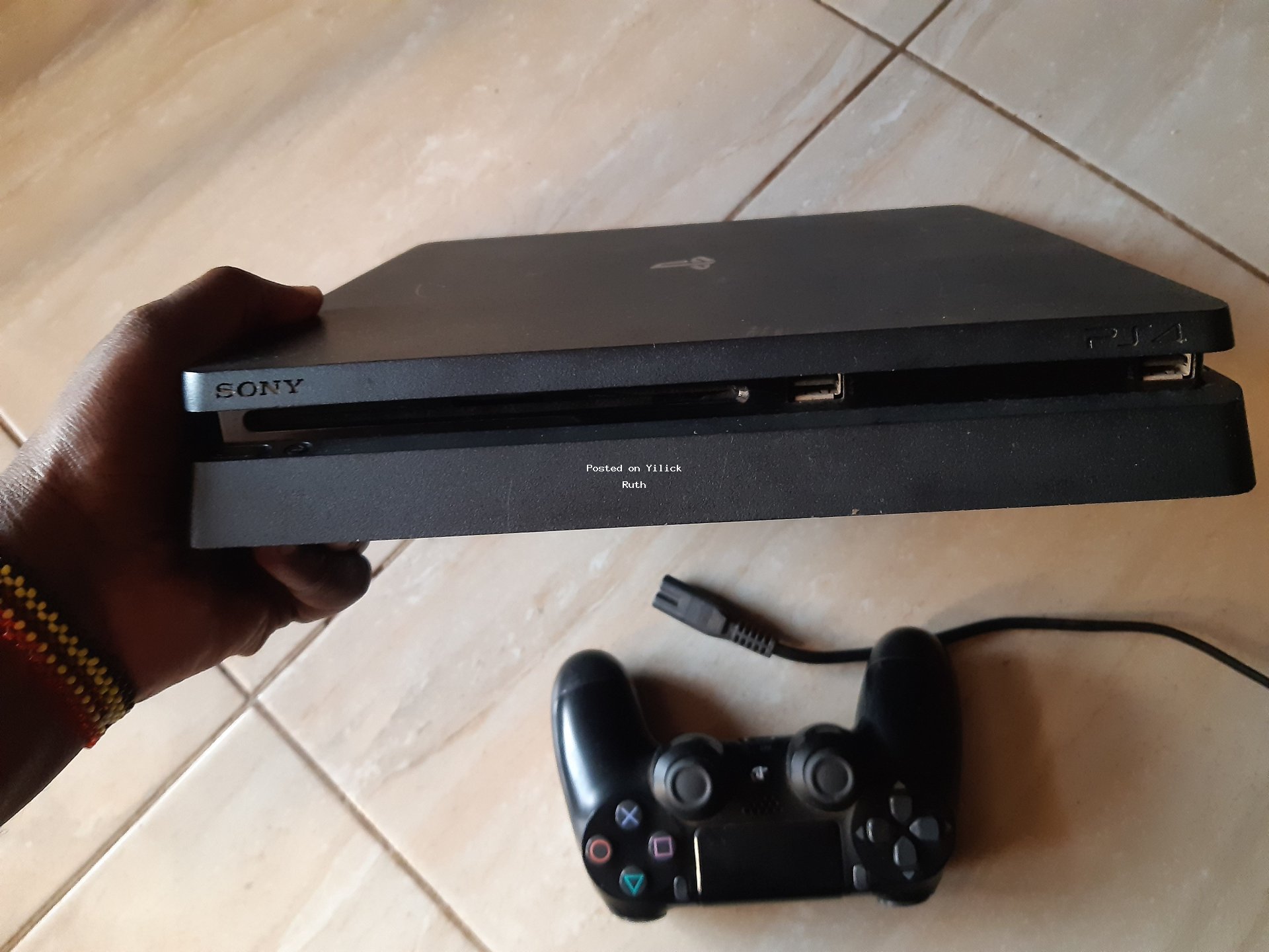 Sony PlayStation 4 Console – Great Condition! for sale in Wakiso - Yilick