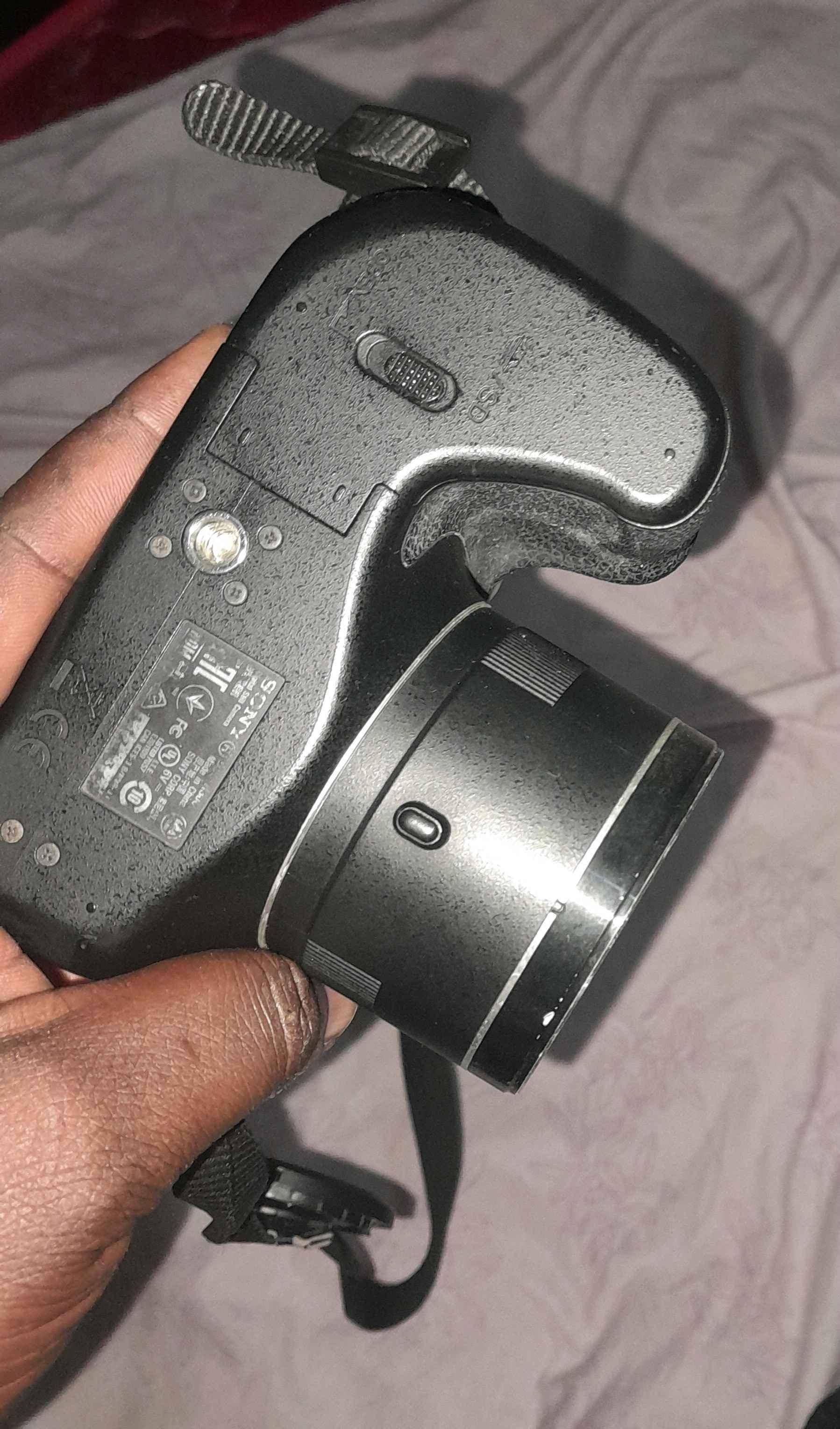camera for nice price. is very nice camera Pic for sale in Kampala - Yilick