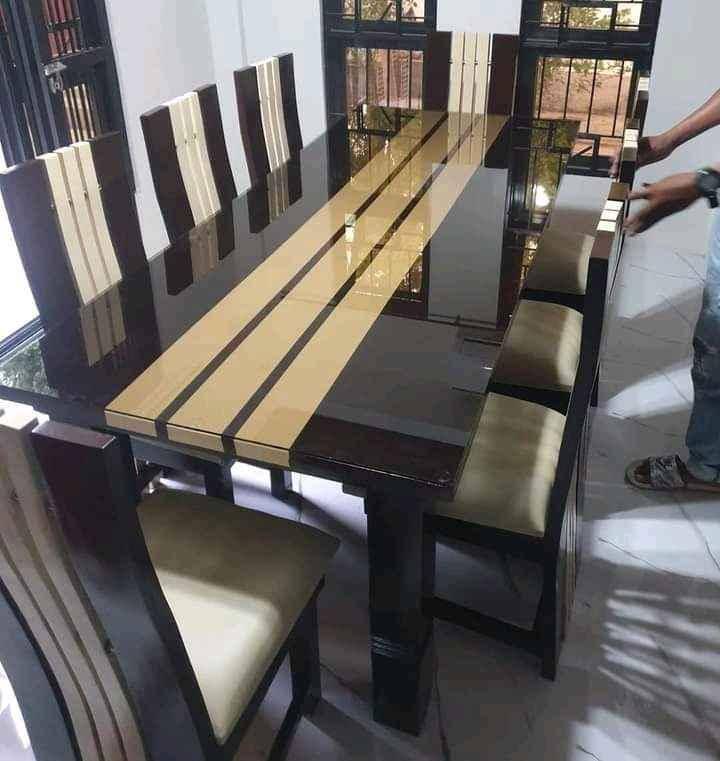 Beautiful dining tables on sale. for sale in Wakiso - Yilick