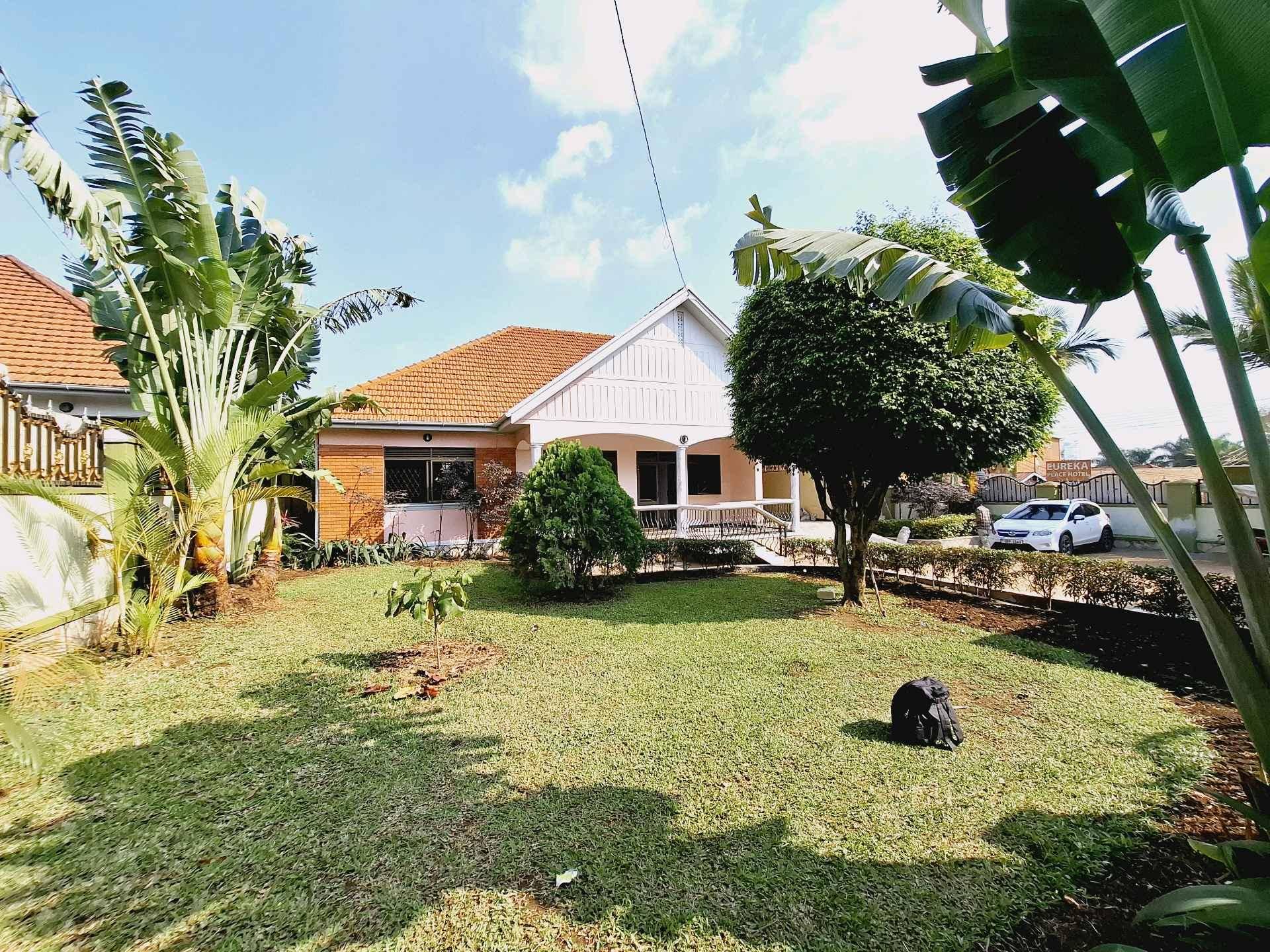 BEAUTIFUL  3 BEDROOMS  BUNGALOW FOR RENT IN NTINDA for sale in Kampala - Yilick