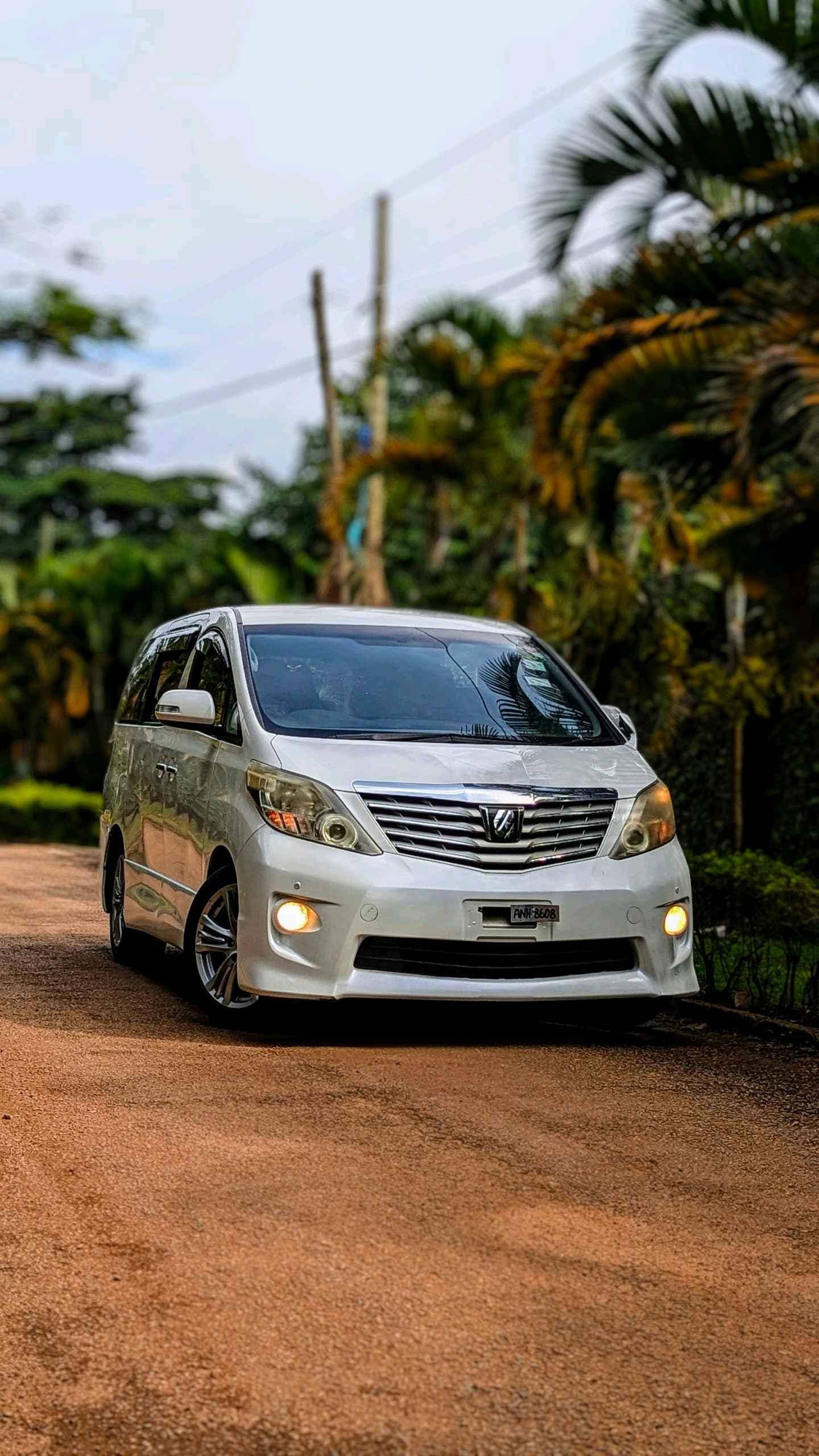 Toyota ALPHAD 2010 for sale in Kampala - Yilick