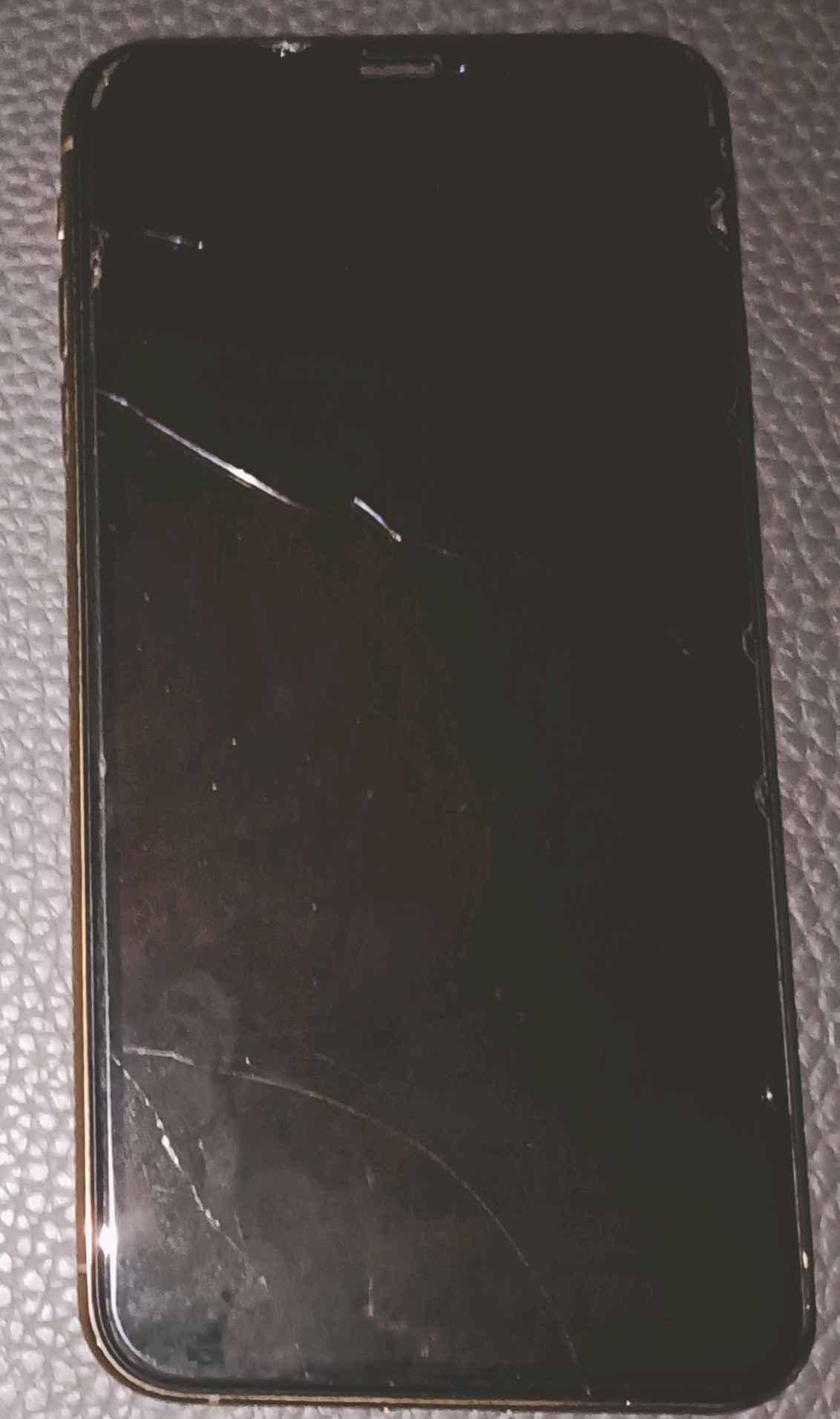 We sell phones at cheaper and affordable prices to you all for sale in Mpigi - Yilick