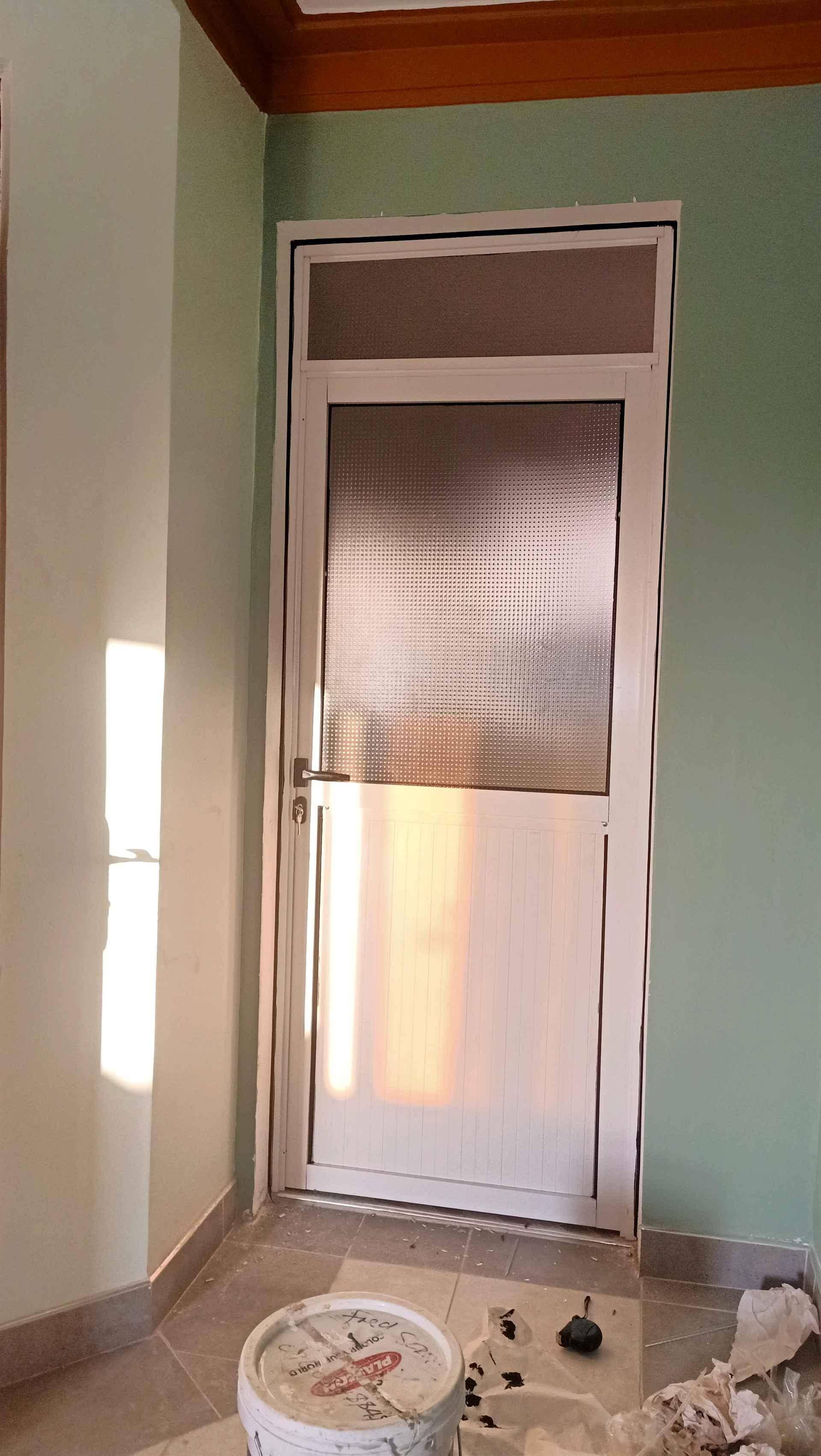 luxury Aluminum bathroom door for sale in Kampala - Yilick