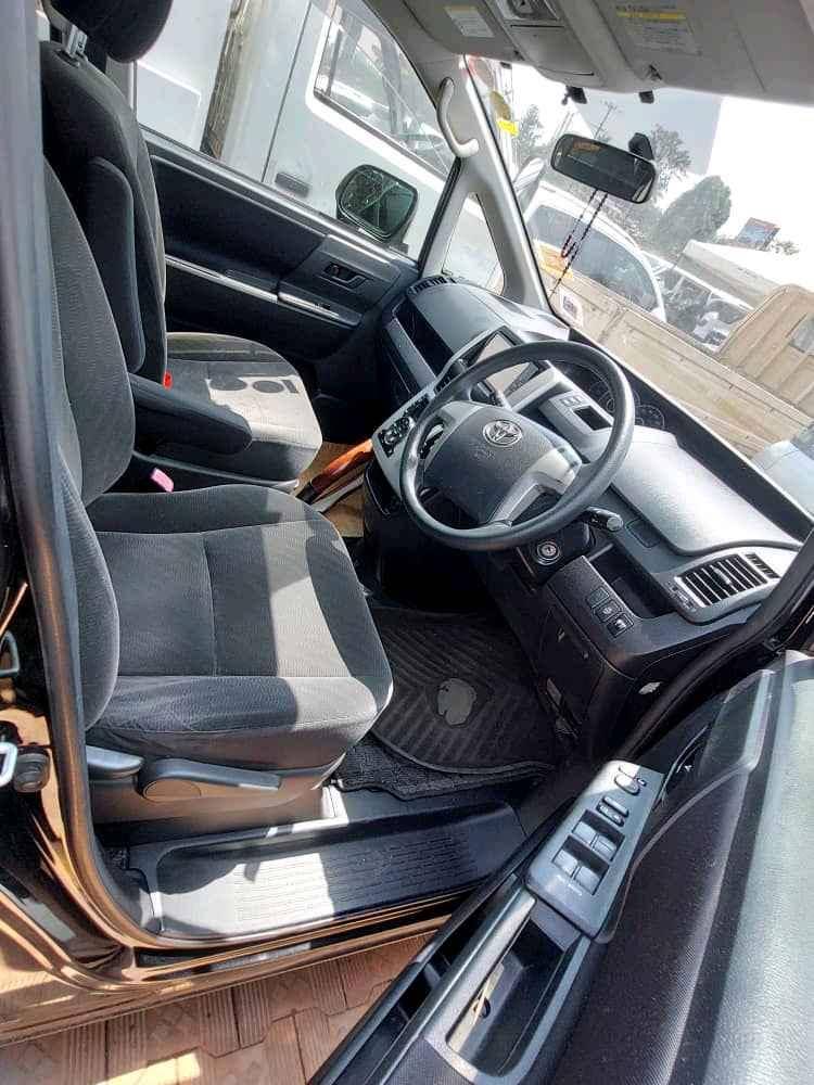 car hire services for sale in Kampala - Yilick