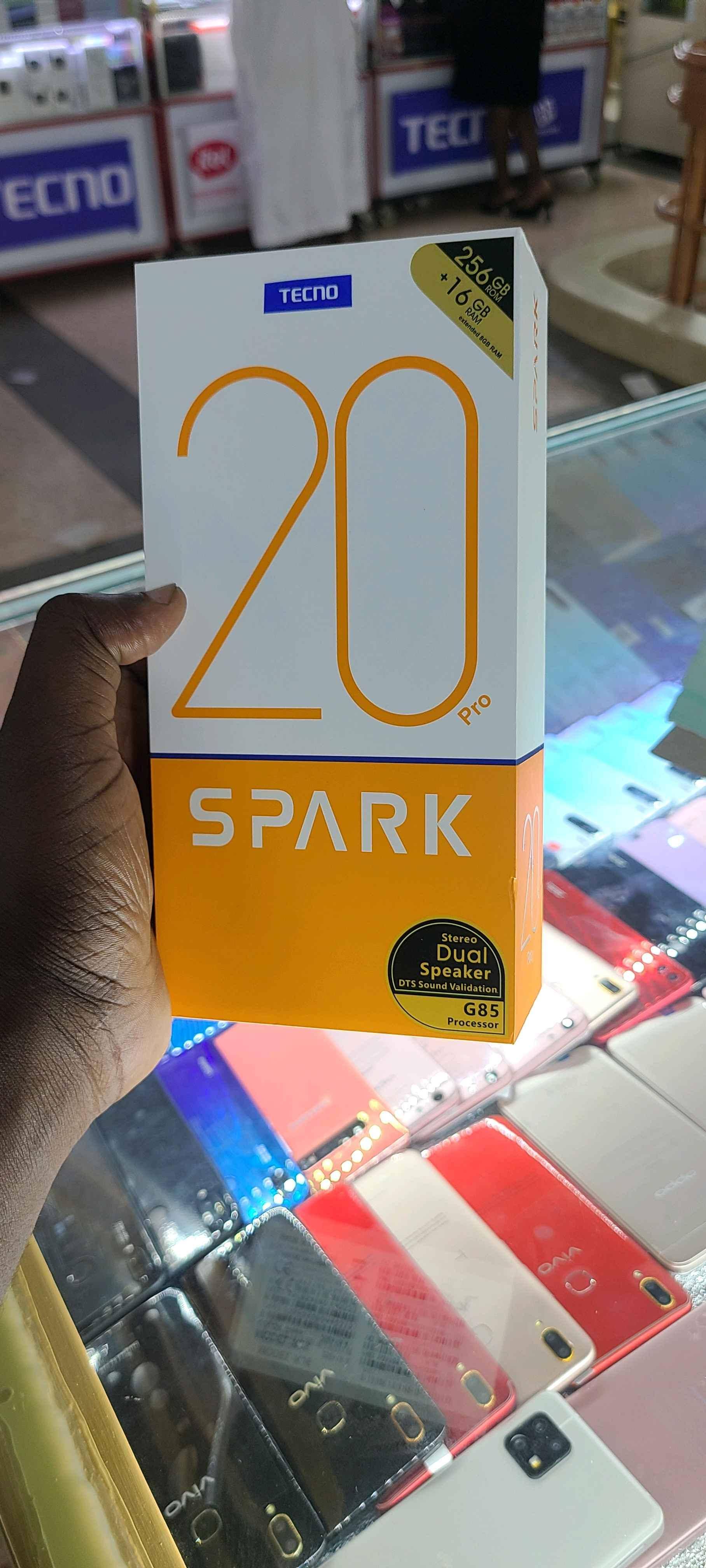 Its new new new new phone for sale in Kampala - Yilick