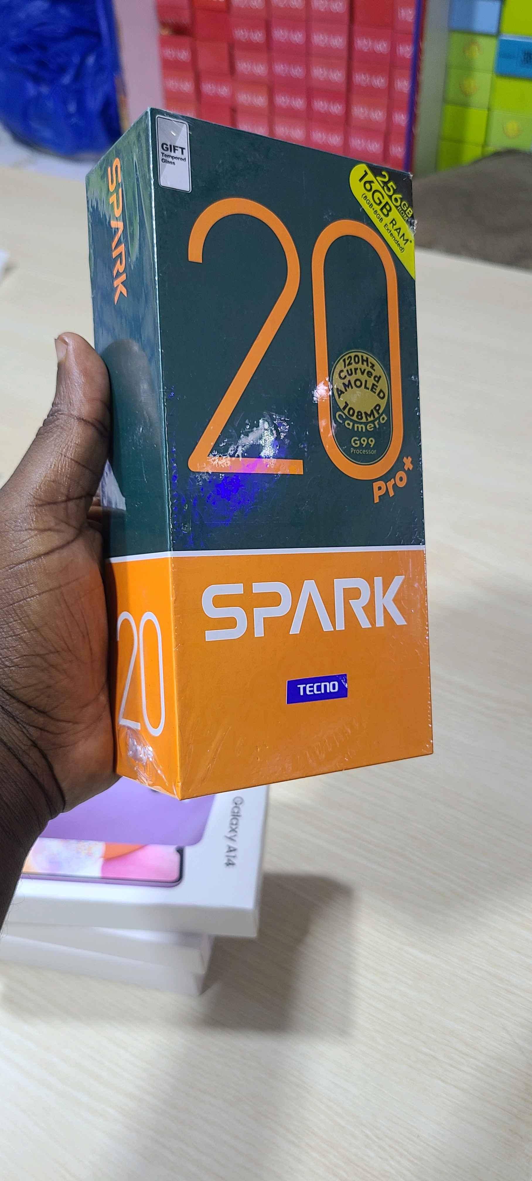 Brand new and tecno spark 20 pro plus for sale in Kampala - Yilick