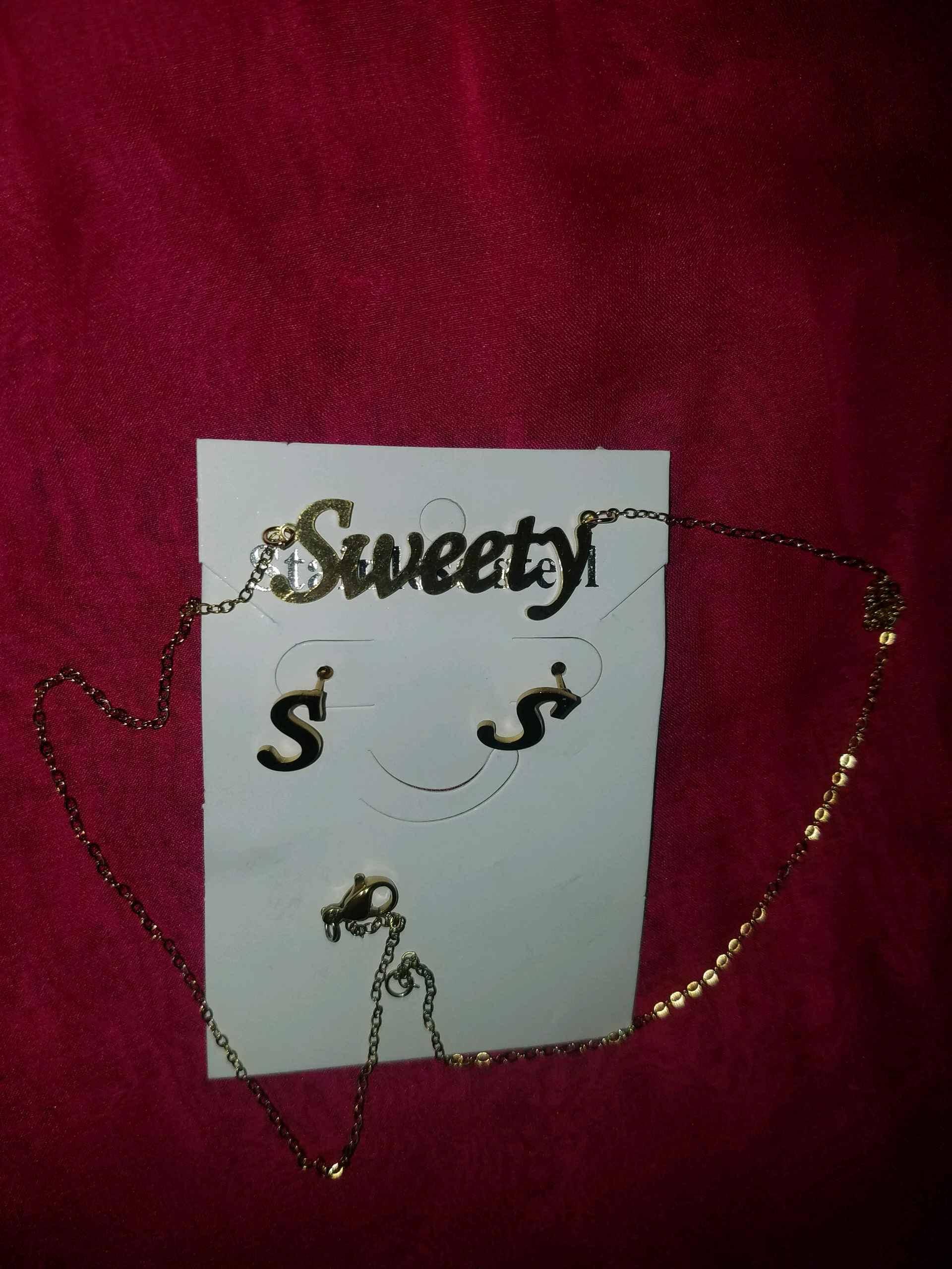 custom necklaces for sale in Iganga - Yilick