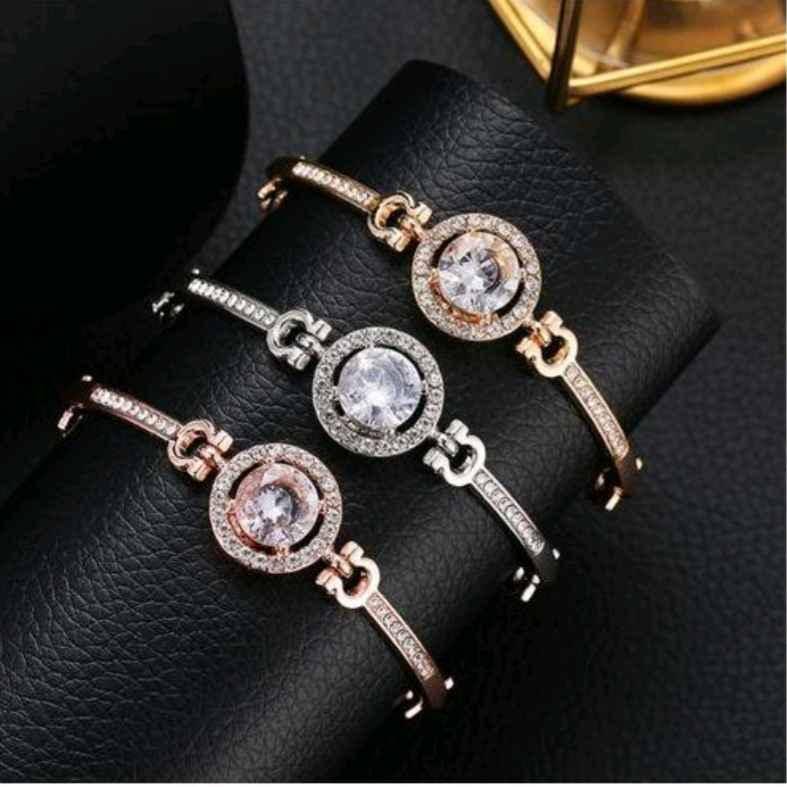 Luxury bracelets full set for sale in Kampala - Yilick