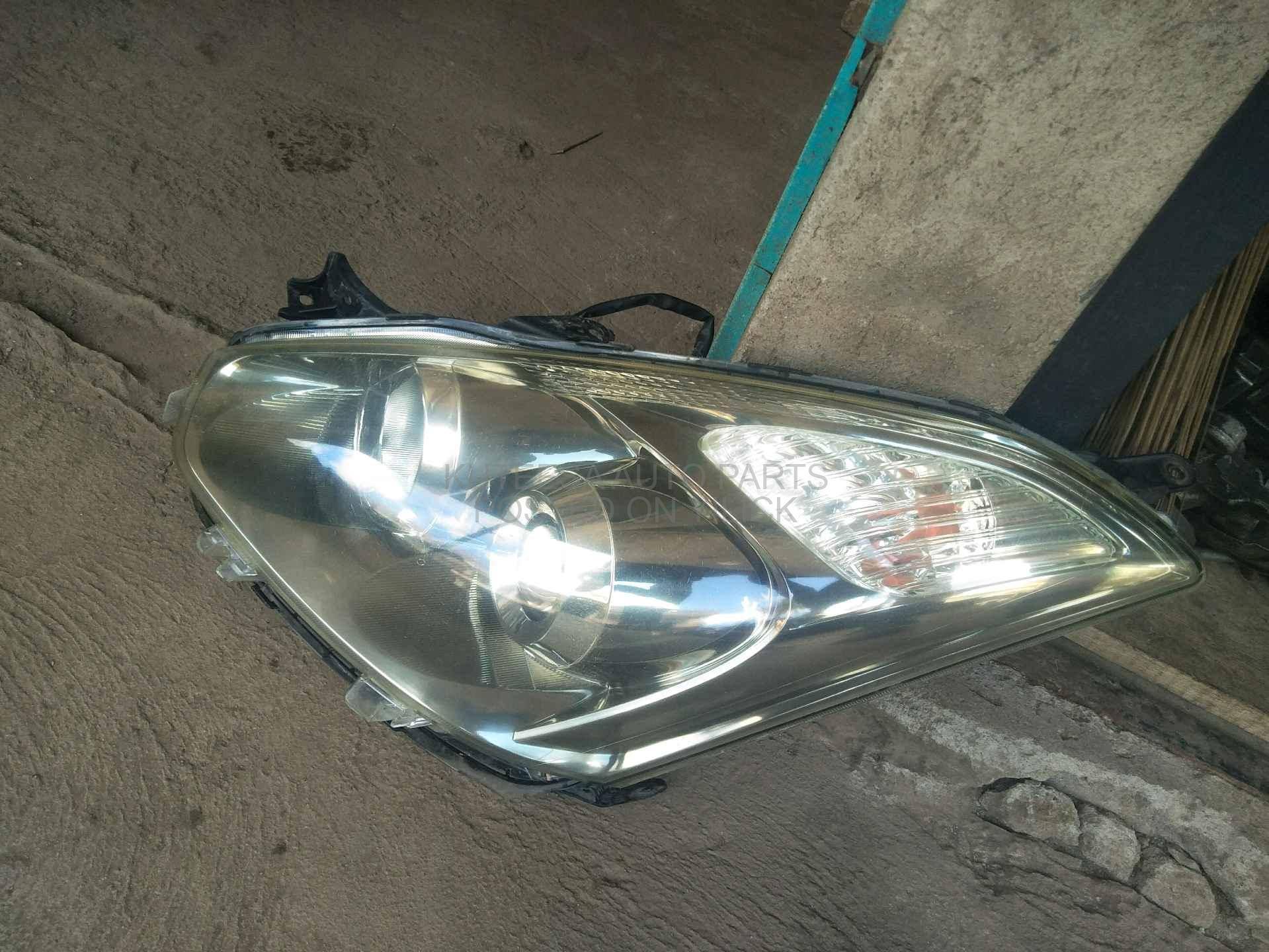 Headlamp for toyota wish 2005,2006 motor for sale in Kampala - Yilick