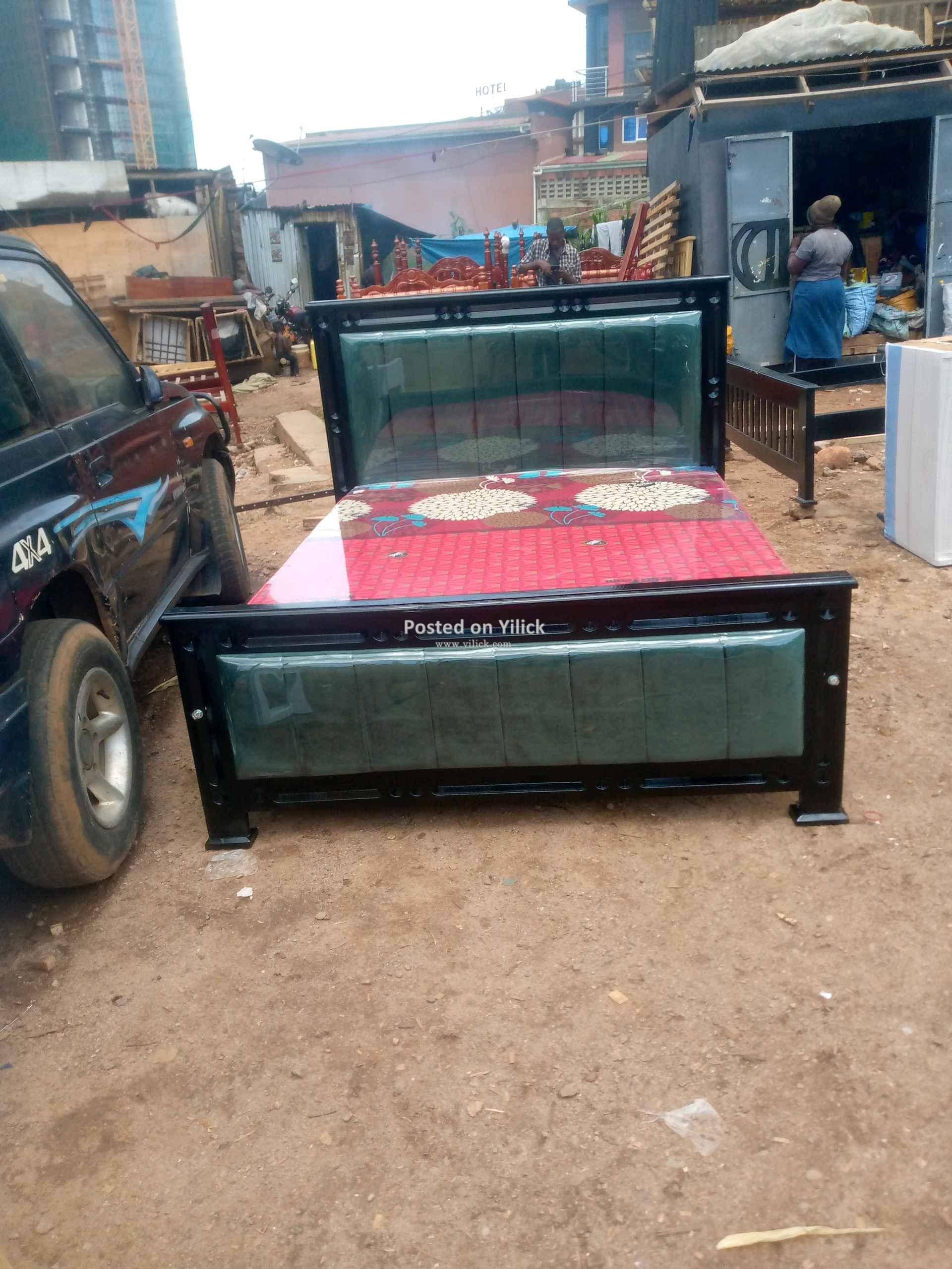 simple lined leather bed for sale in Kampala - Yilick