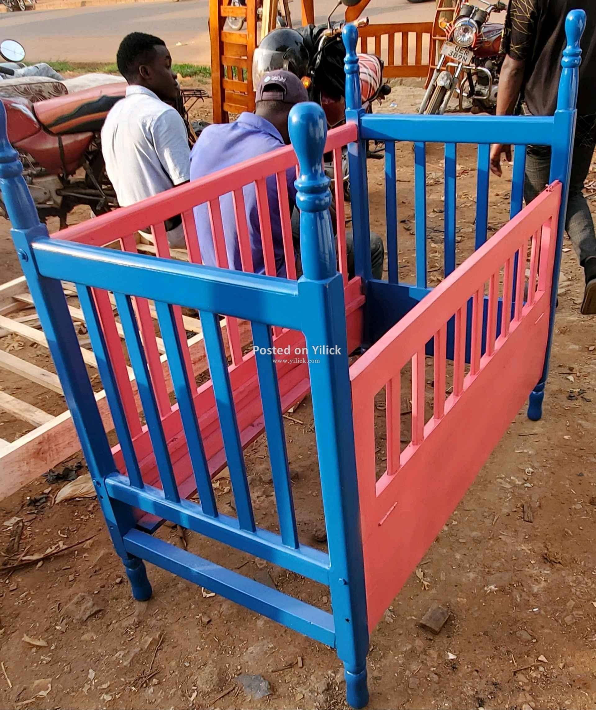 baby cote 3x5 blue color for sale in Kampala - Yilick