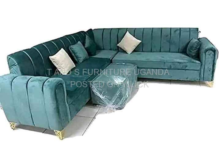 sofa chairs and all types of furniture  for sale in Mukono - Yilick
