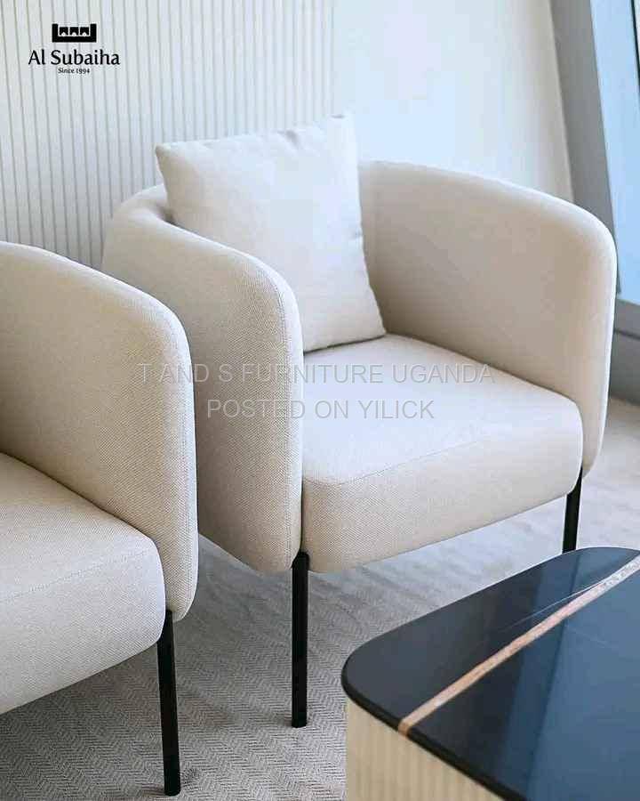 chairs with wooden stands and soft forms  for sale in Mukono - Yilick