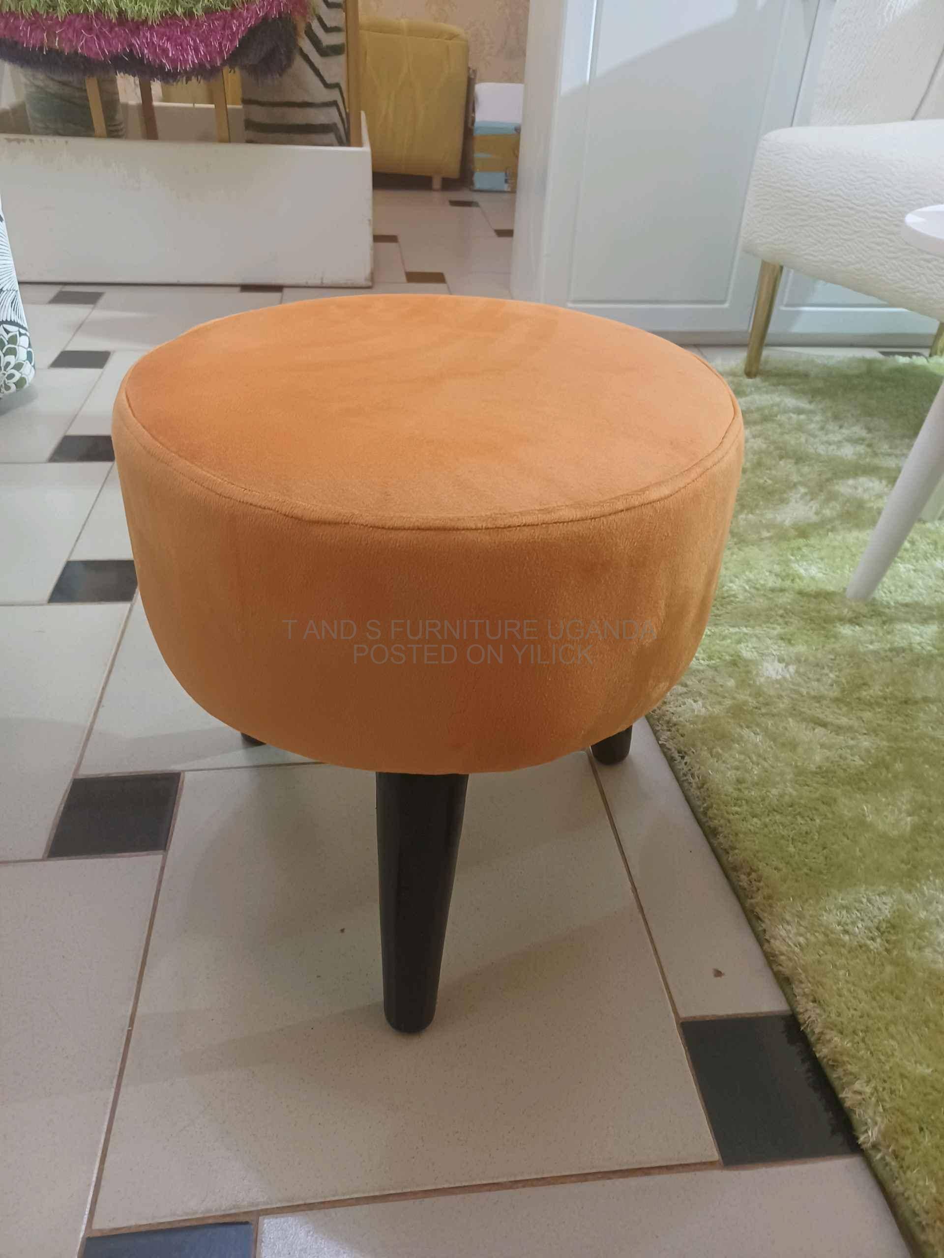 puff stools with wooden stands and soft forms for sale in Mukono - Yilick