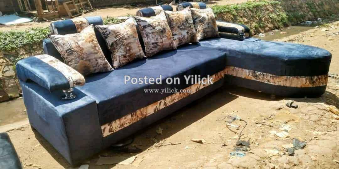 L shape sofa of 7to 6 people's in all colours. for sale in Kampala - Yilick