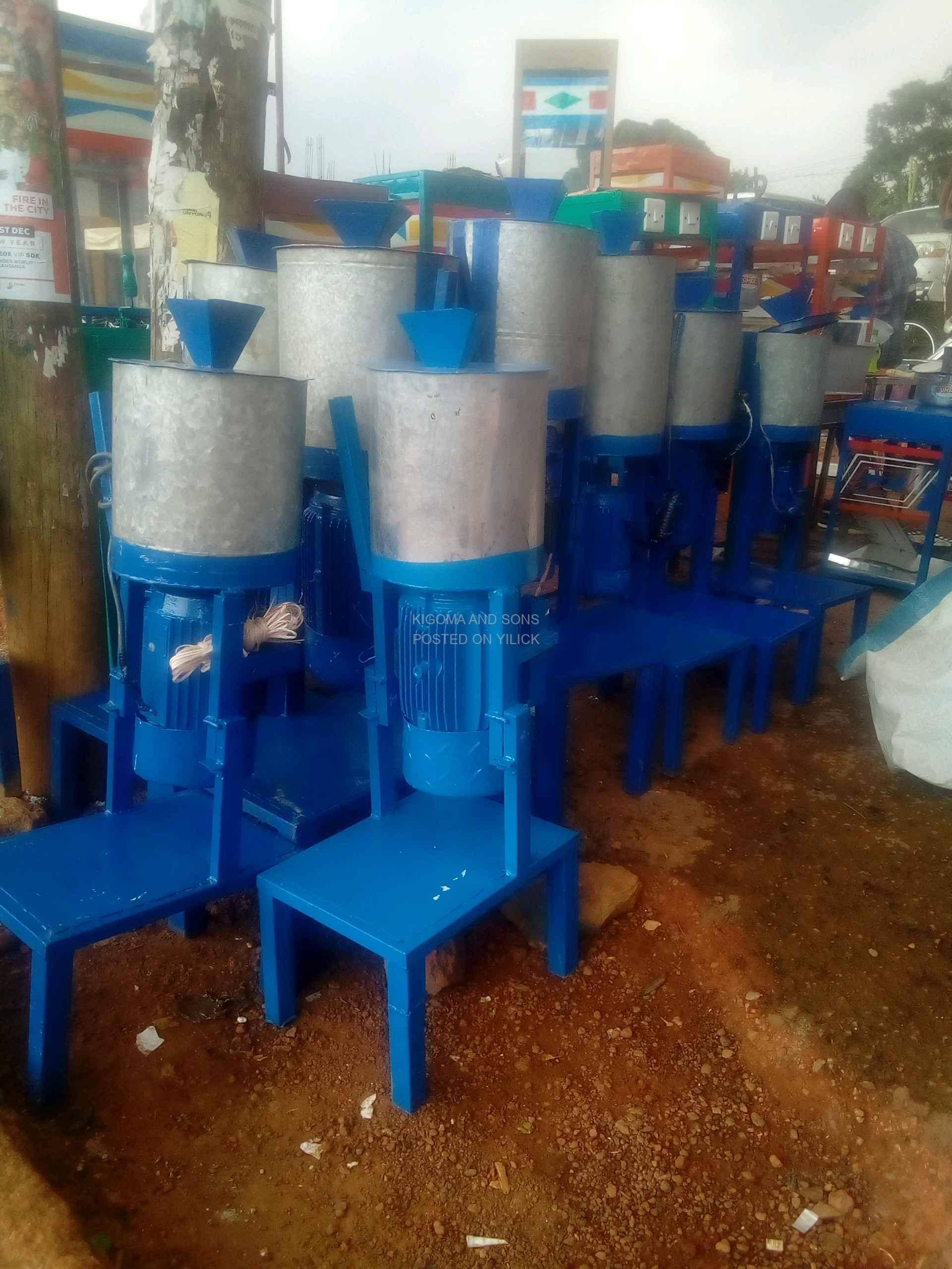 Business grinding machines for gnuts for sale in Kampala - Yilick