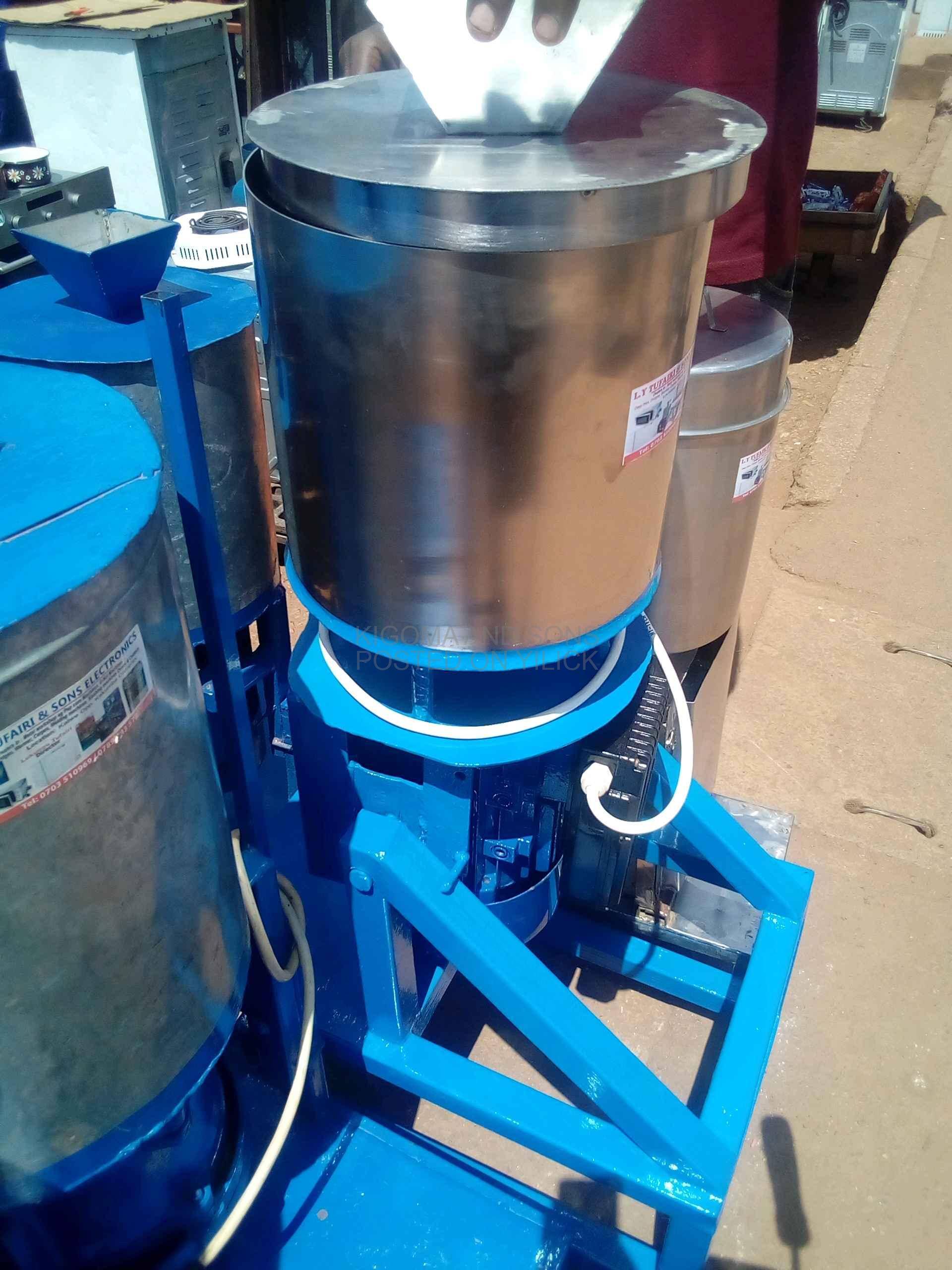 Grinding machines for gnuts for sale in Kampala - Yilick