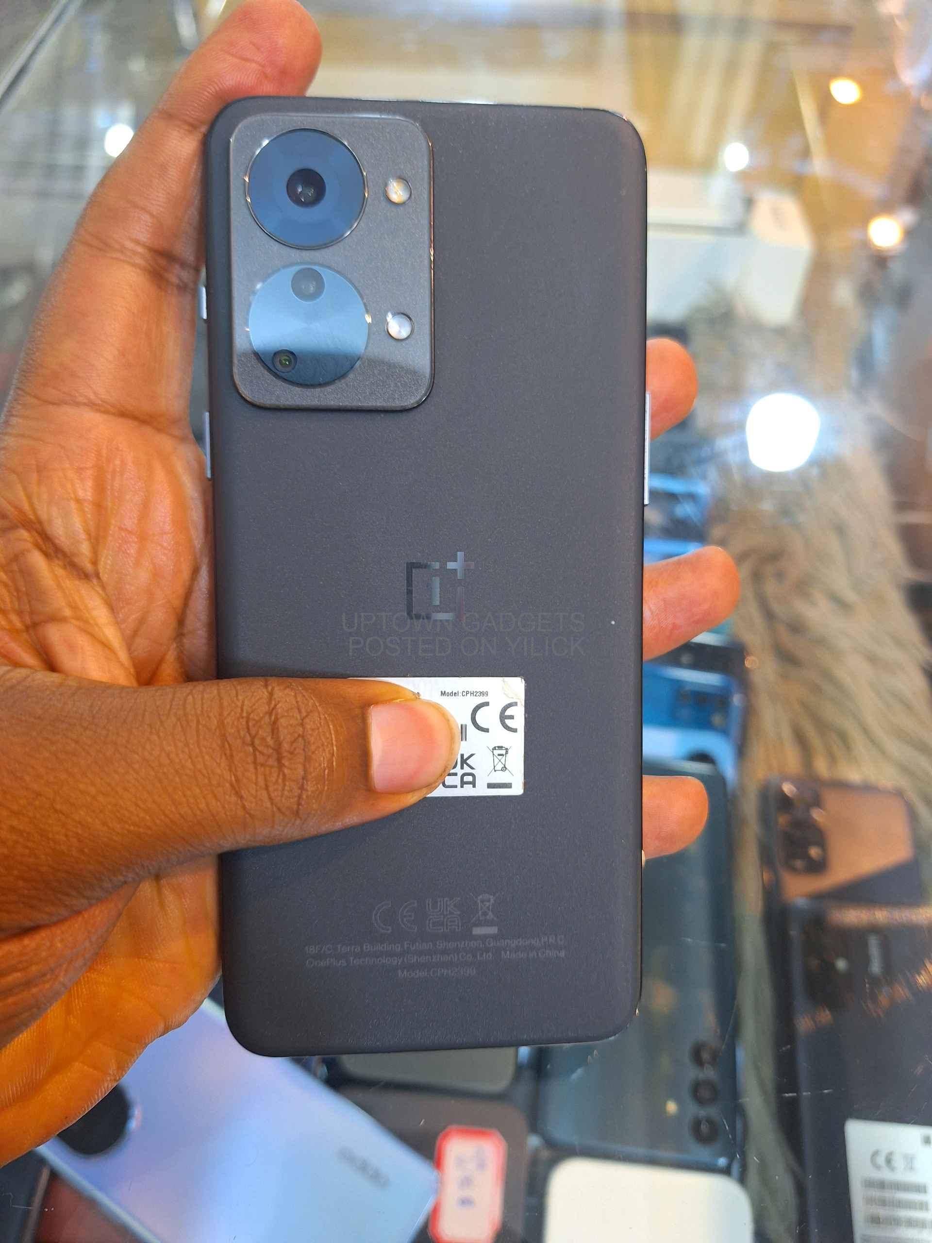 ONEPLUS NORD 2T 5G...256GB 12GB RAM for sale in Kampala - Yilick