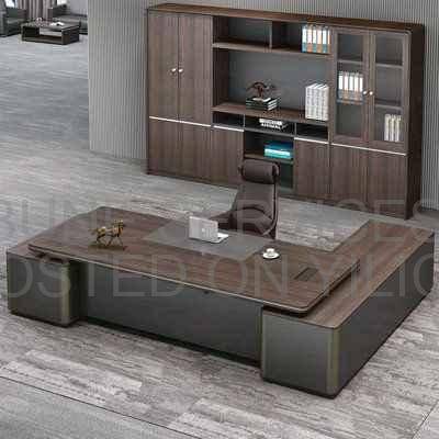 Executive office desk table  for sale in Kampala - Yilick