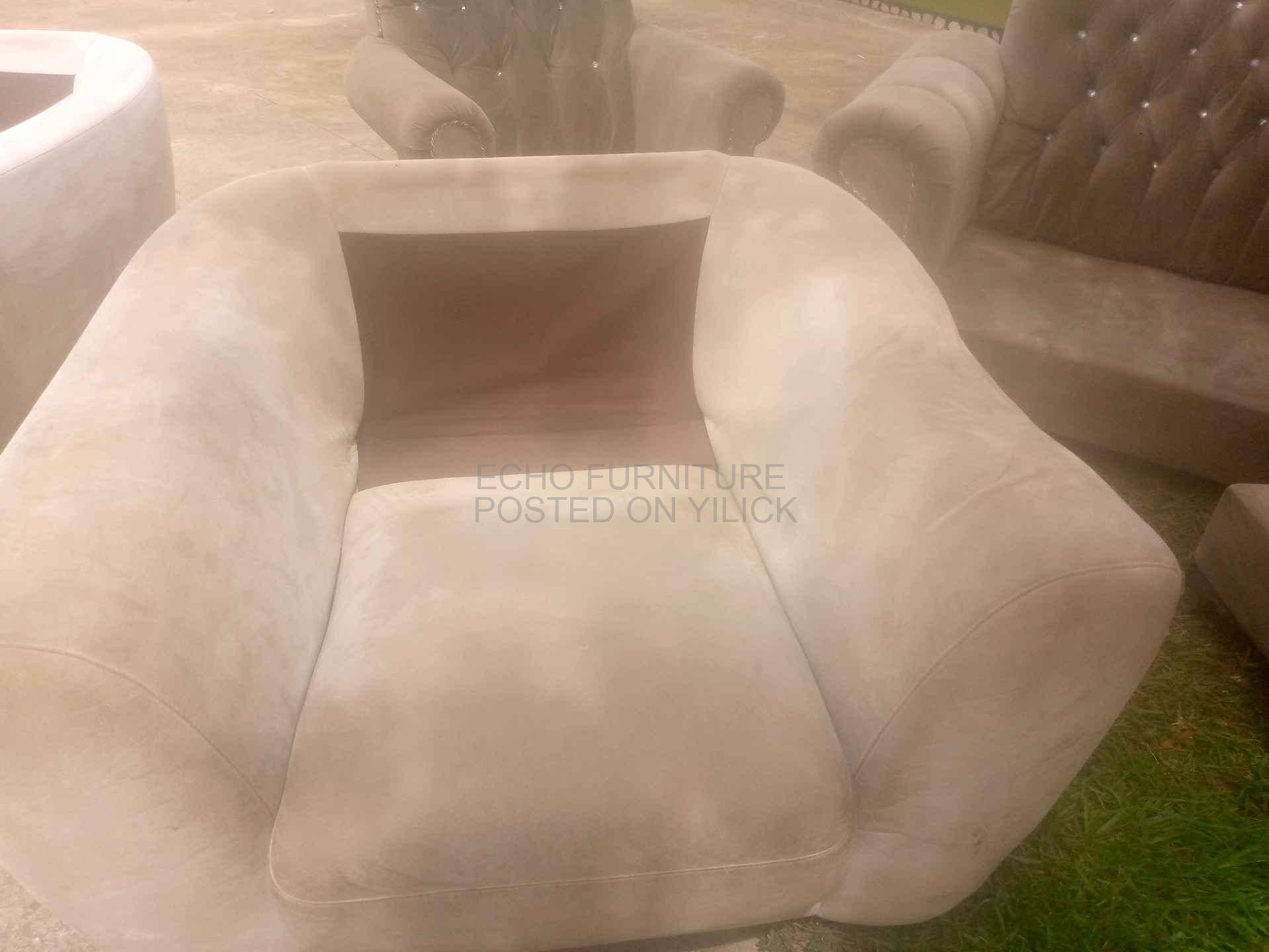 sofa cleaning, fumigation, repair, New designs dining table. for sale in Kabale - Yilick
