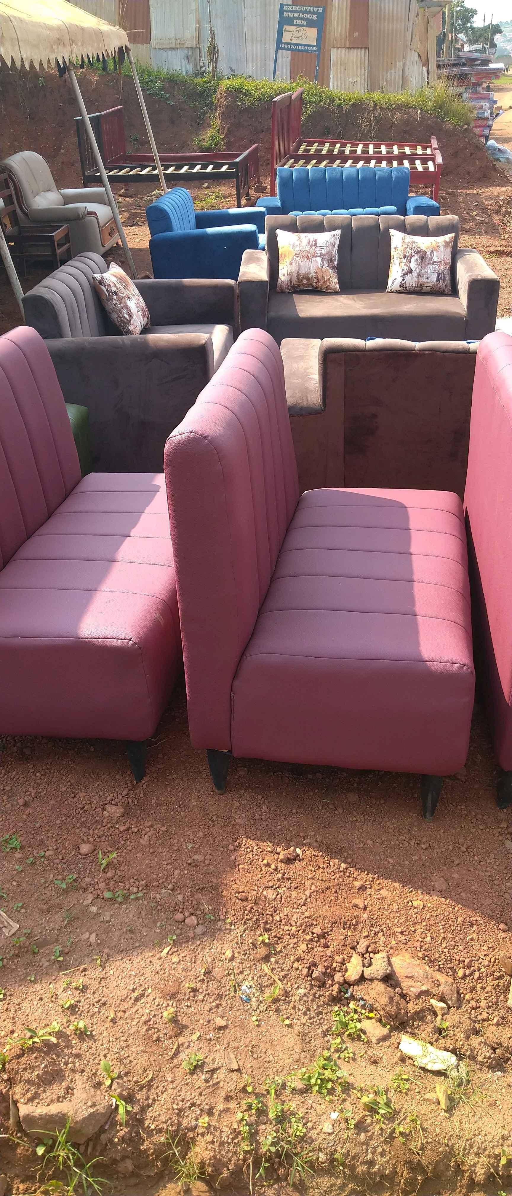 salon and public sits for sale in Kampala - Yilick