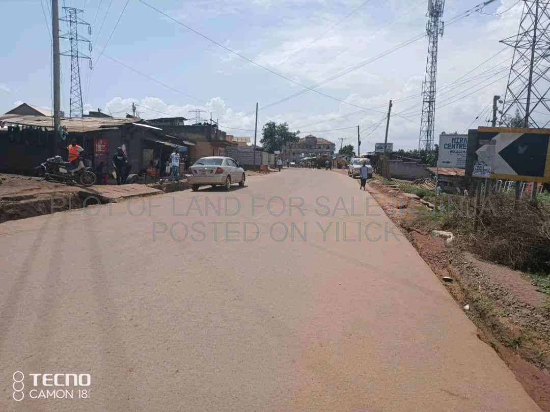 plot of land for sale size 100x50ft at 12m ready title  for sale in Jinja - Yilick