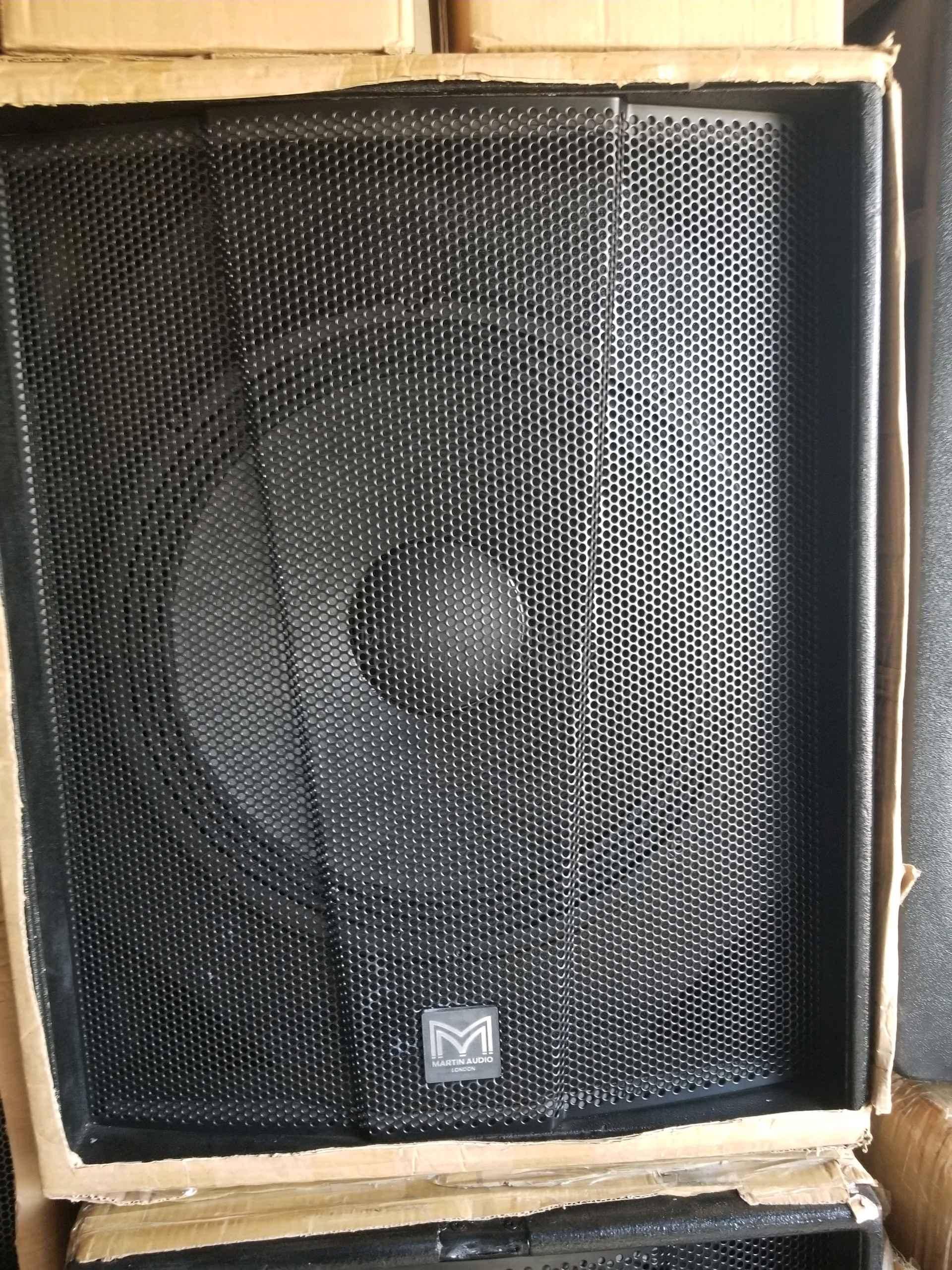 Martin Audio single bass speaker for sale in Kampala - Yilick