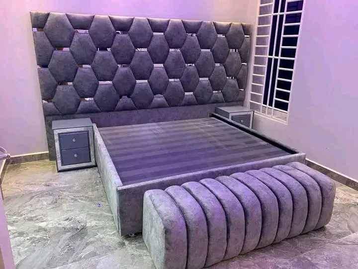 5 by 6 modern bed  for sale in Kampala - Yilick