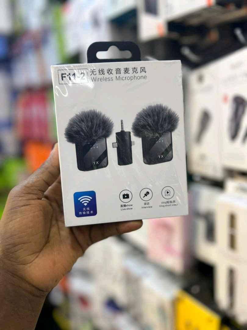 F11-2 wireless microphone  for sale in Kampala - Yilick