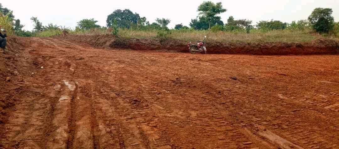 Nice and Strategic plots for Sale in mukono for sale in Mukono - Yilick