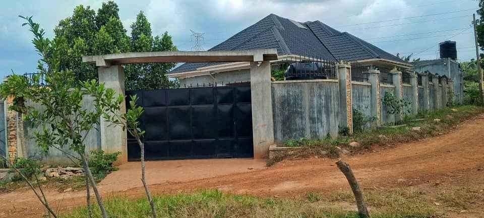 4 bedroomed Home up for Sale in Namugongo for sale in Kampala - Yilick