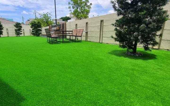 Artificial turf (Grass Carpets)45000 per square meter  for sale in Kampala - Yilick