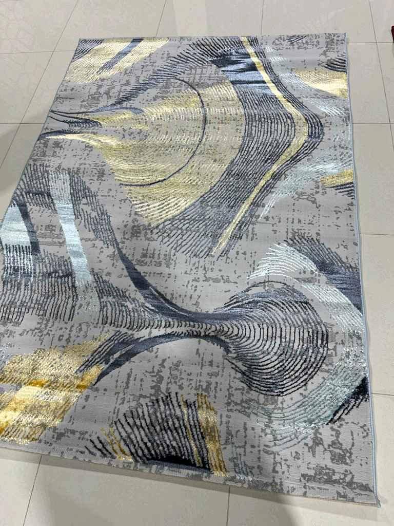 CENTER RUG 3X2 METERS LARGE SIZE  for sale in Kampala - Yilick