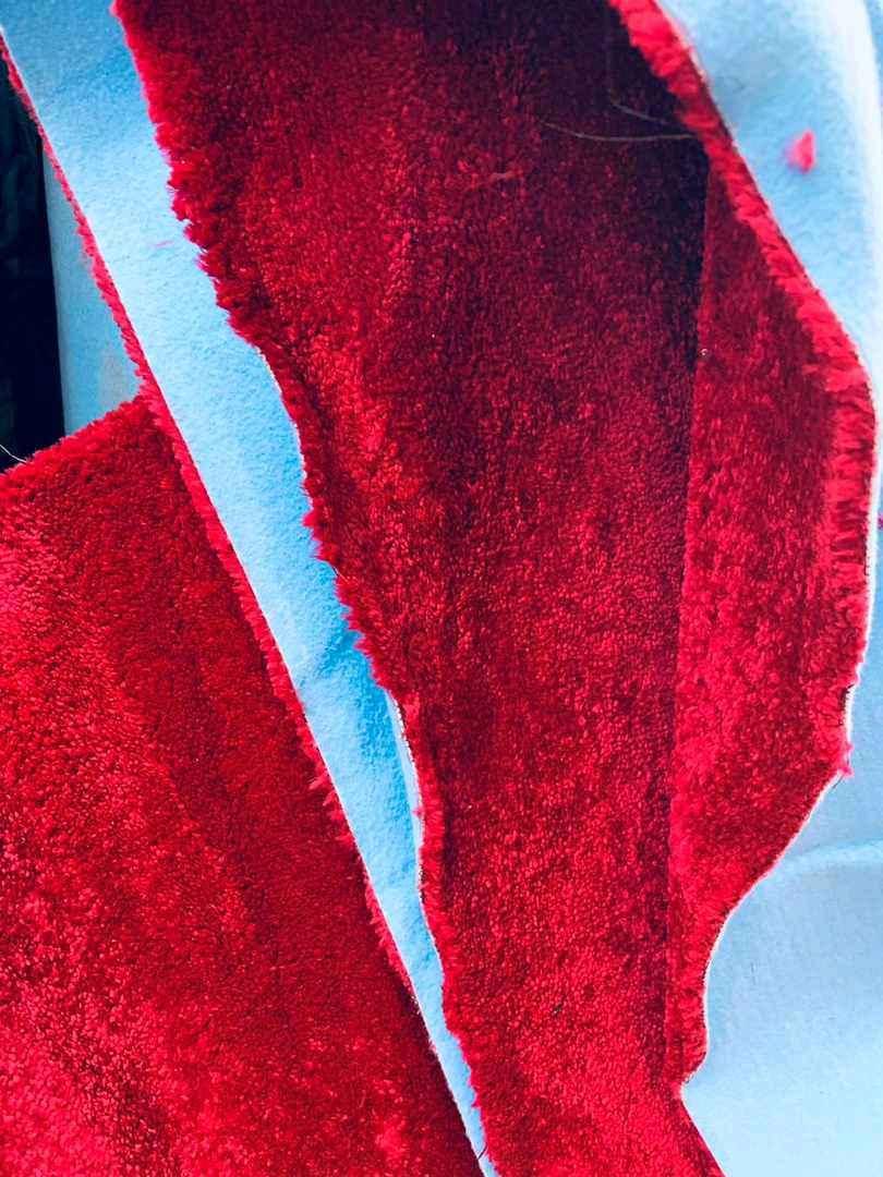WALL TO WALL SOFT CARPETS 75000 PER SQUARE METER  for sale in Kampala - Yilick