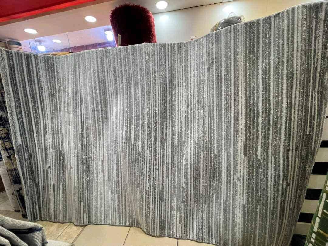 CENTER RUG 3X2 METERS LARGE SIZE  for sale in Kampala - Yilick
