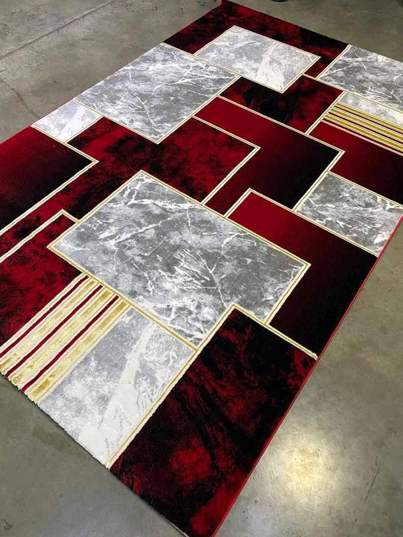 CENTER RUG 3X2 METERS LARGE SIZE  for sale in Kampala - Yilick