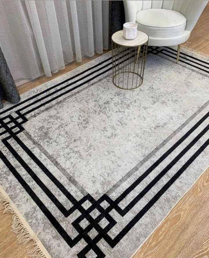 Center Rug Carpet  large size for sale in Kampala - Yilick