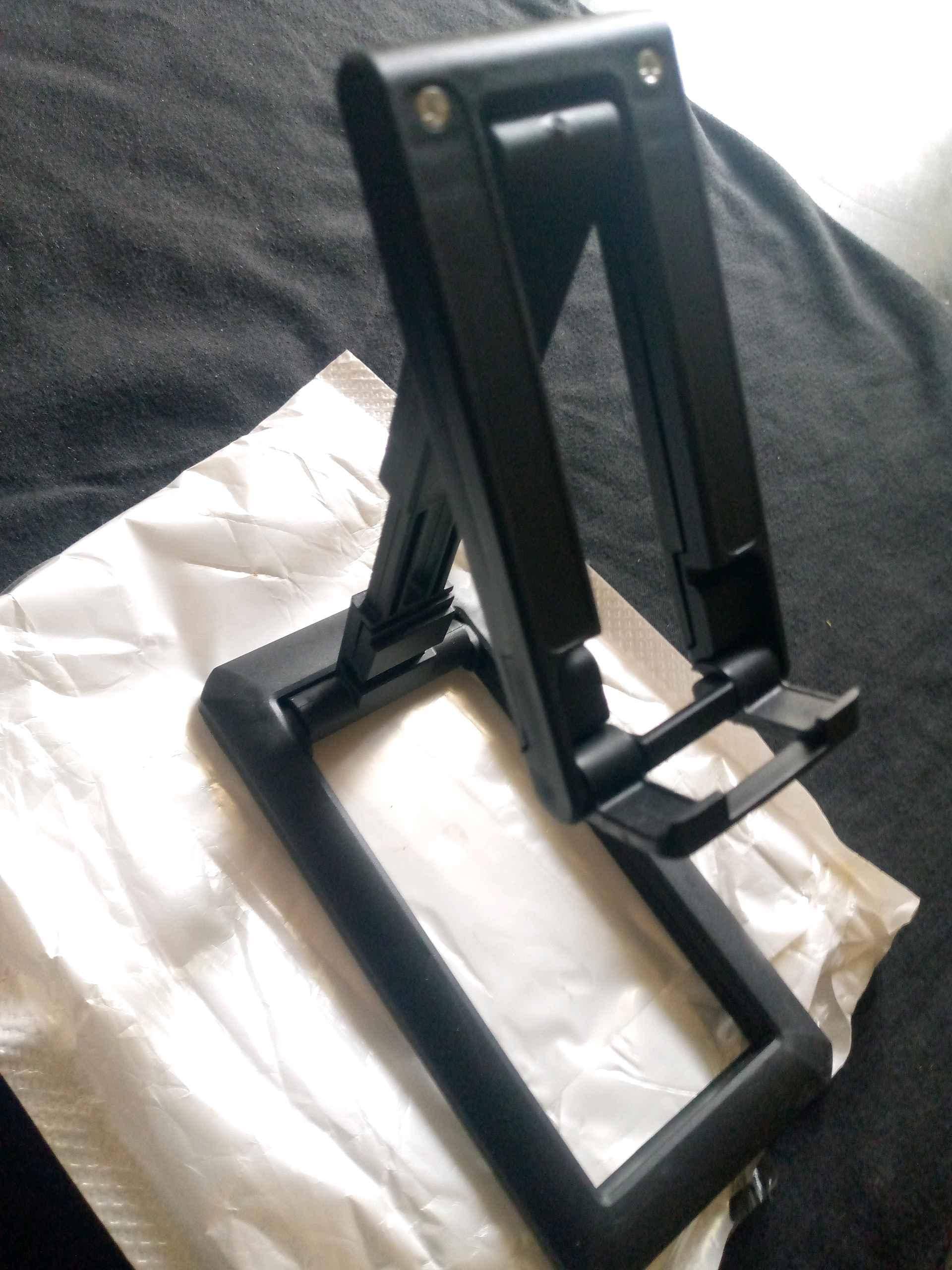 portable phone stand  for sale in Mbale - Yilick