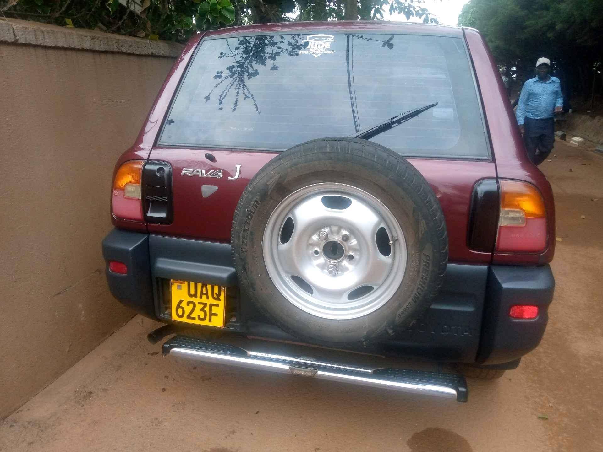 Toyota Rav 4 shot  for sale in Kampala - Yilick