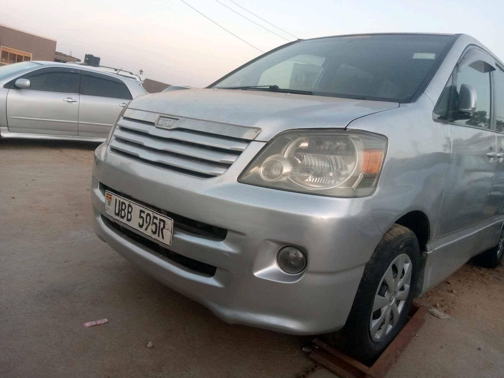 Toyota Noah colour silver  for sale in Kampala - Yilick
