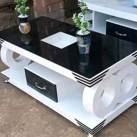 smart tables for homes  for sale in Kampala - Yilick