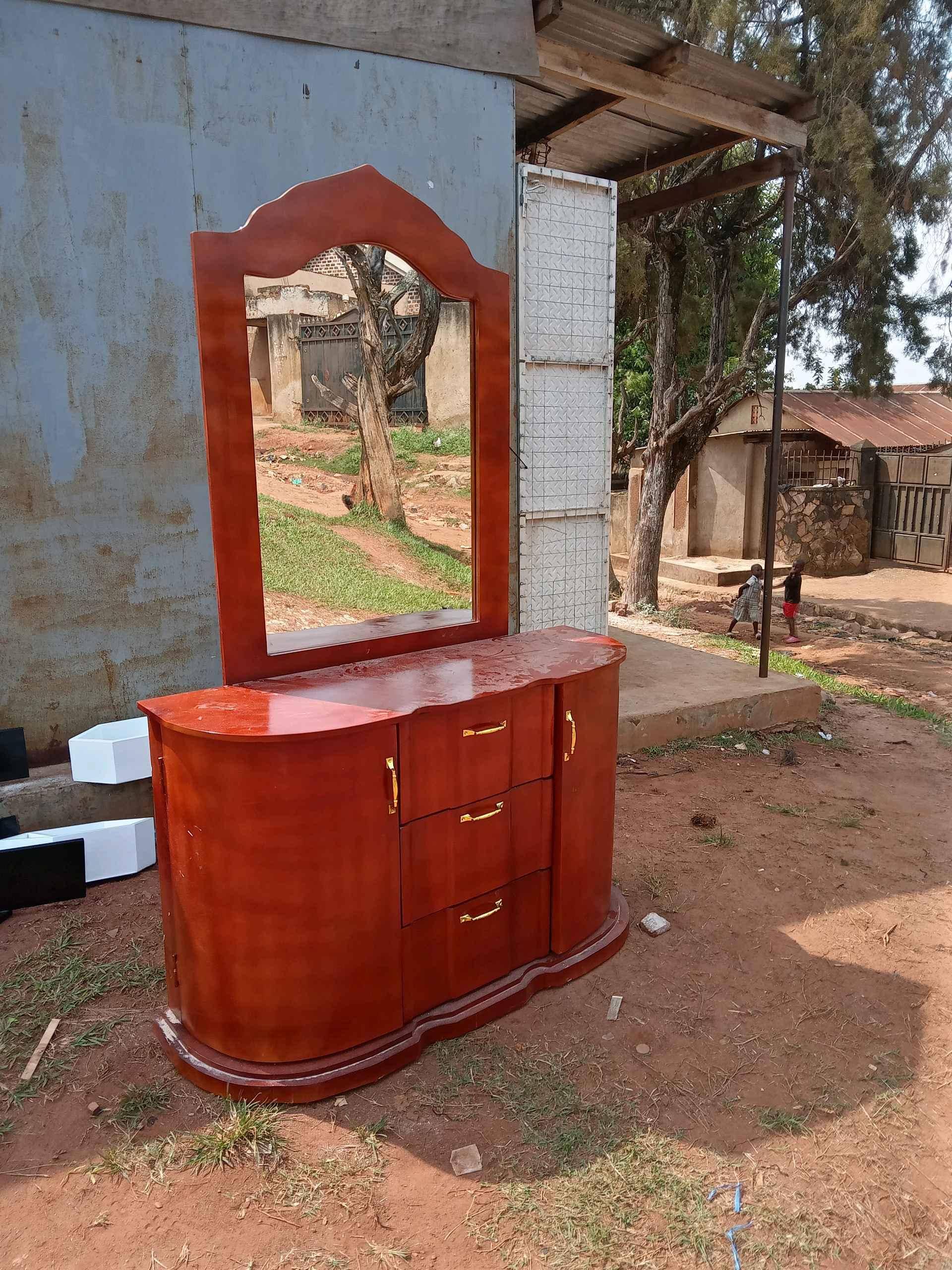 dresser in brown coly for sale in Kampala - Yilick