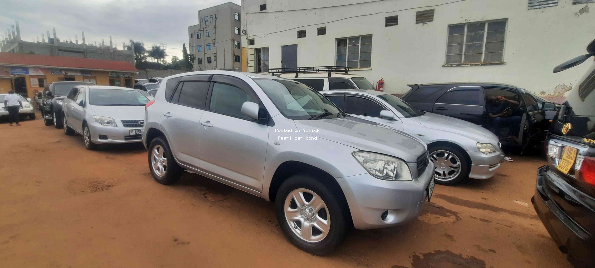 Toyota rav4 for sale in Kampala - Yilick
