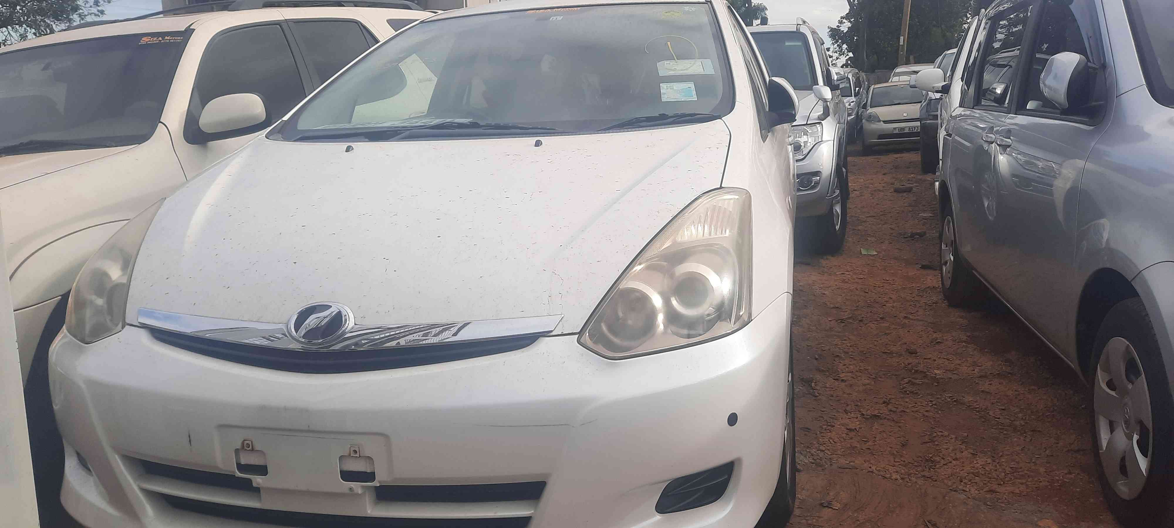 Toyota wish for sale in Kampala - Yilick