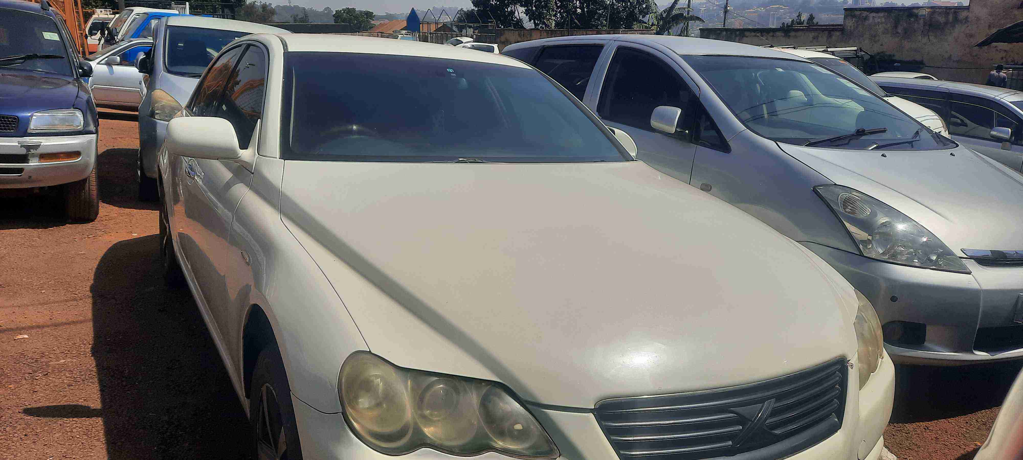 Toyota Mark x for sale in Kampala - Yilick