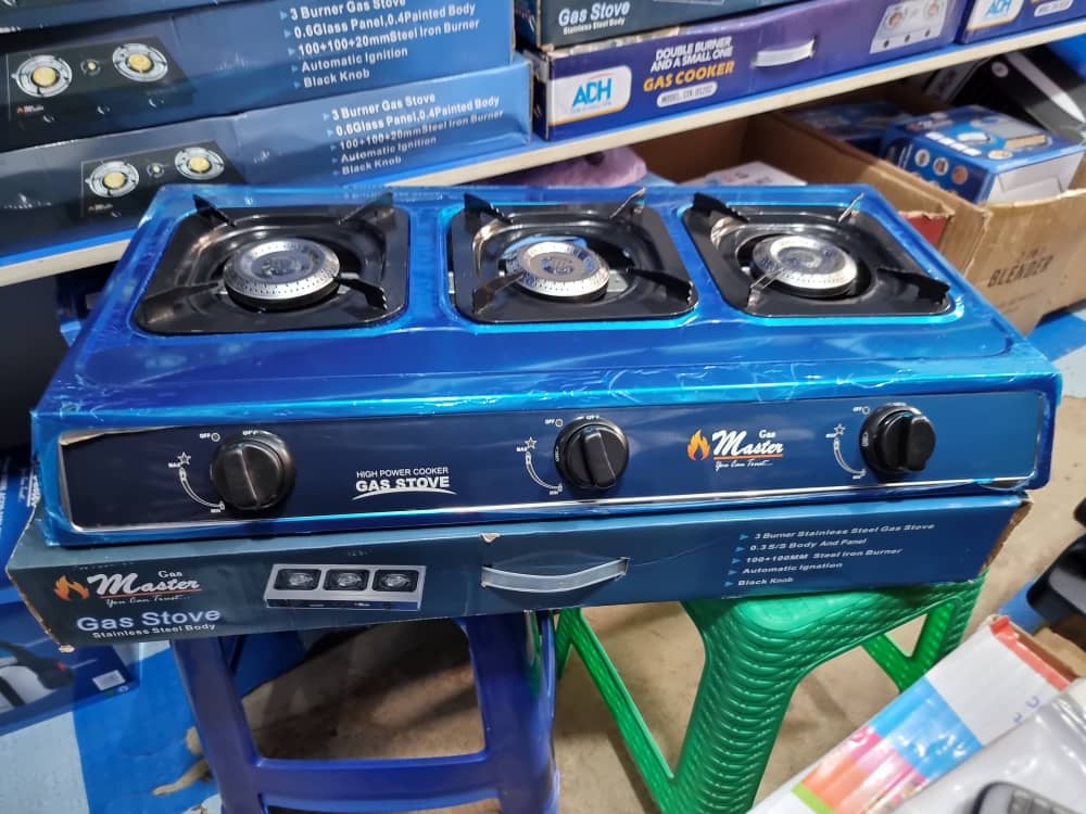 Tripple gas plate for sale in Kampala - Yilick