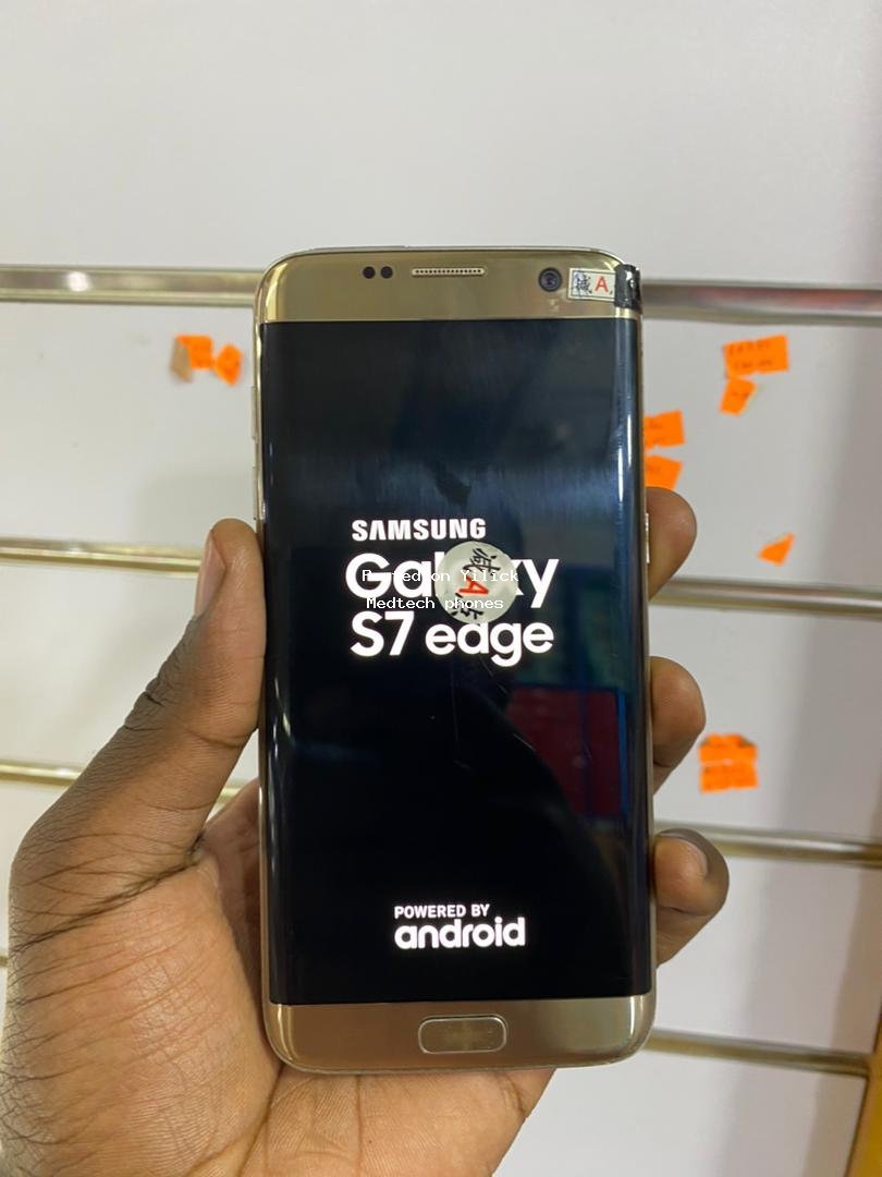 s7edge  for sale in Kampala - Yilick
