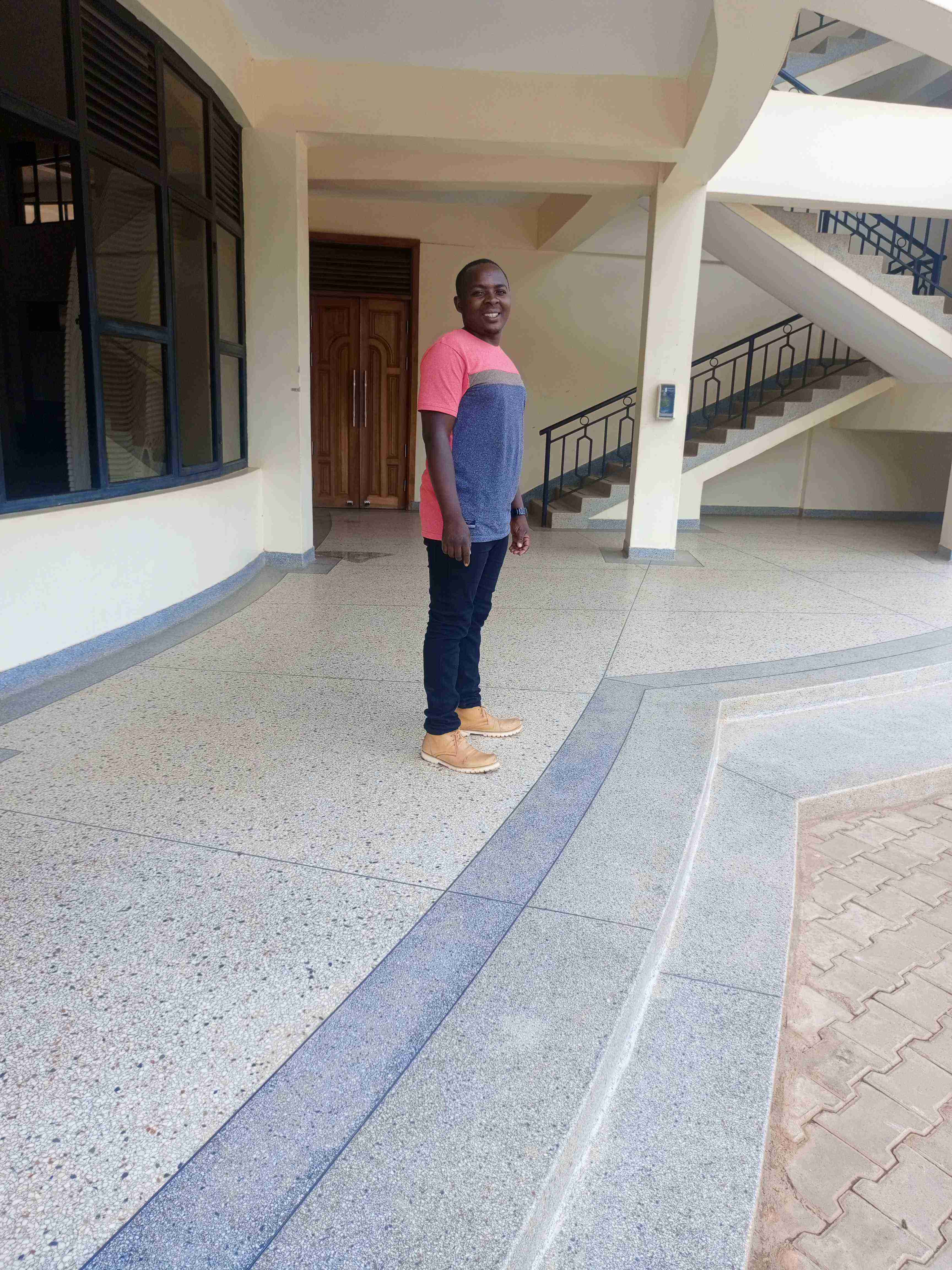 terrazzo working  for sale in Kampala - Yilick